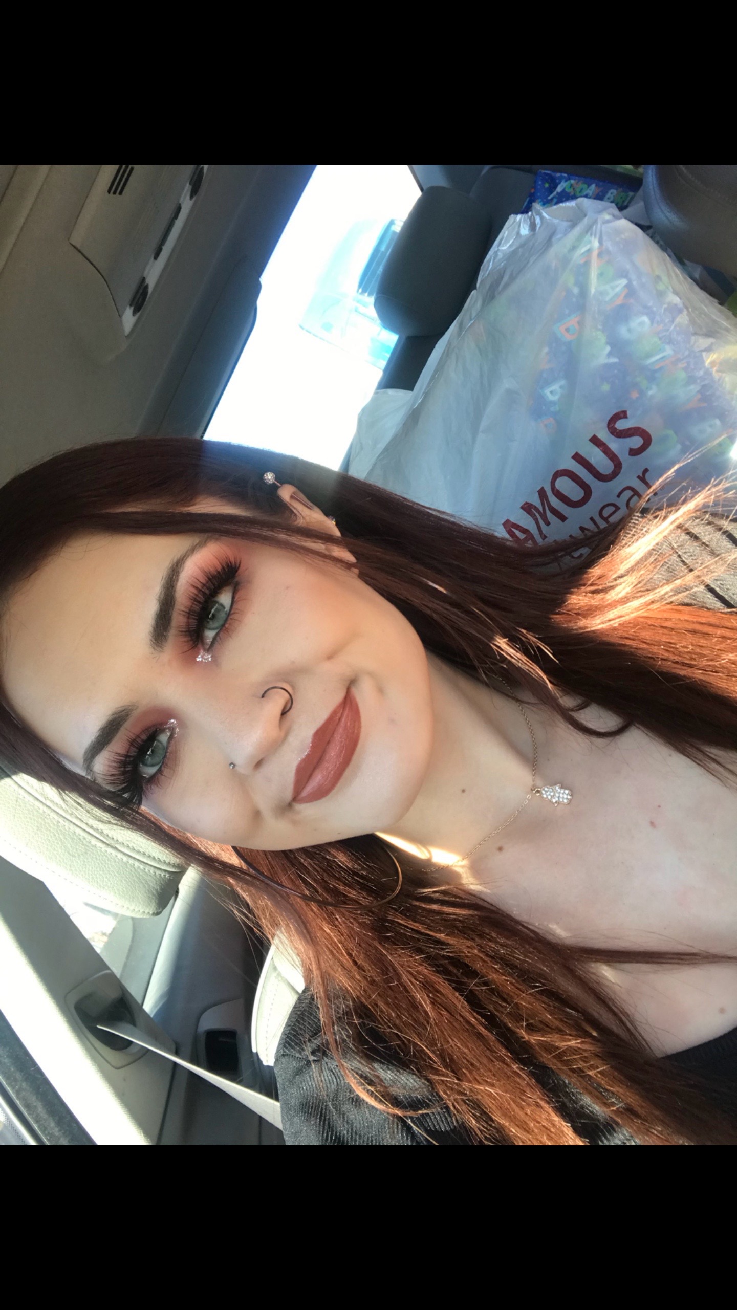 @iconicalivy