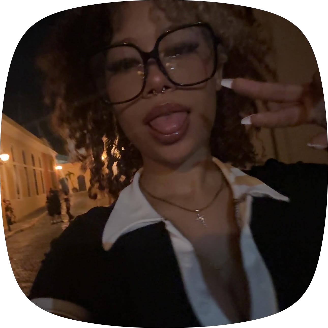 @Lyosa