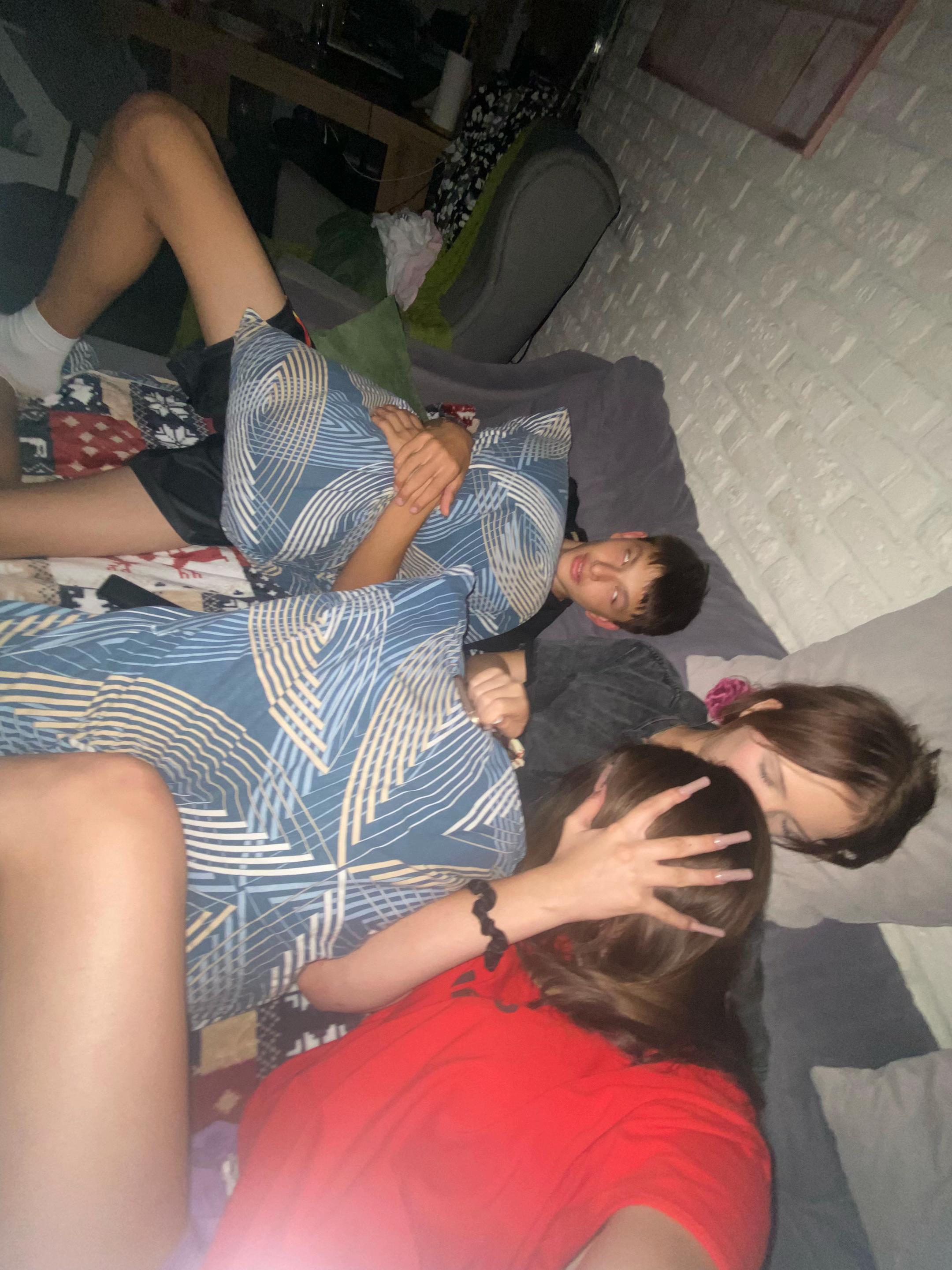 @леркааа💤