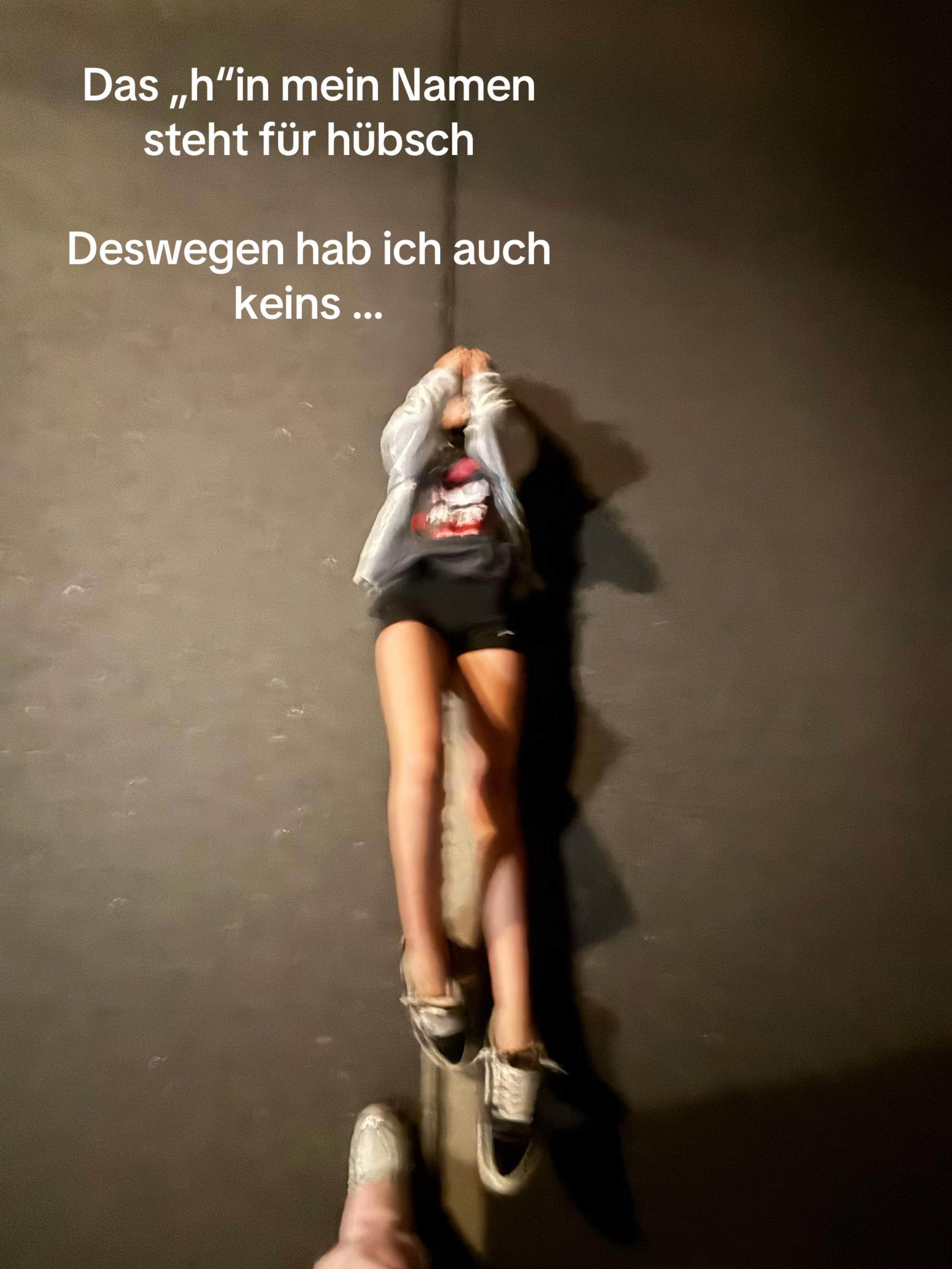 @…✨👀