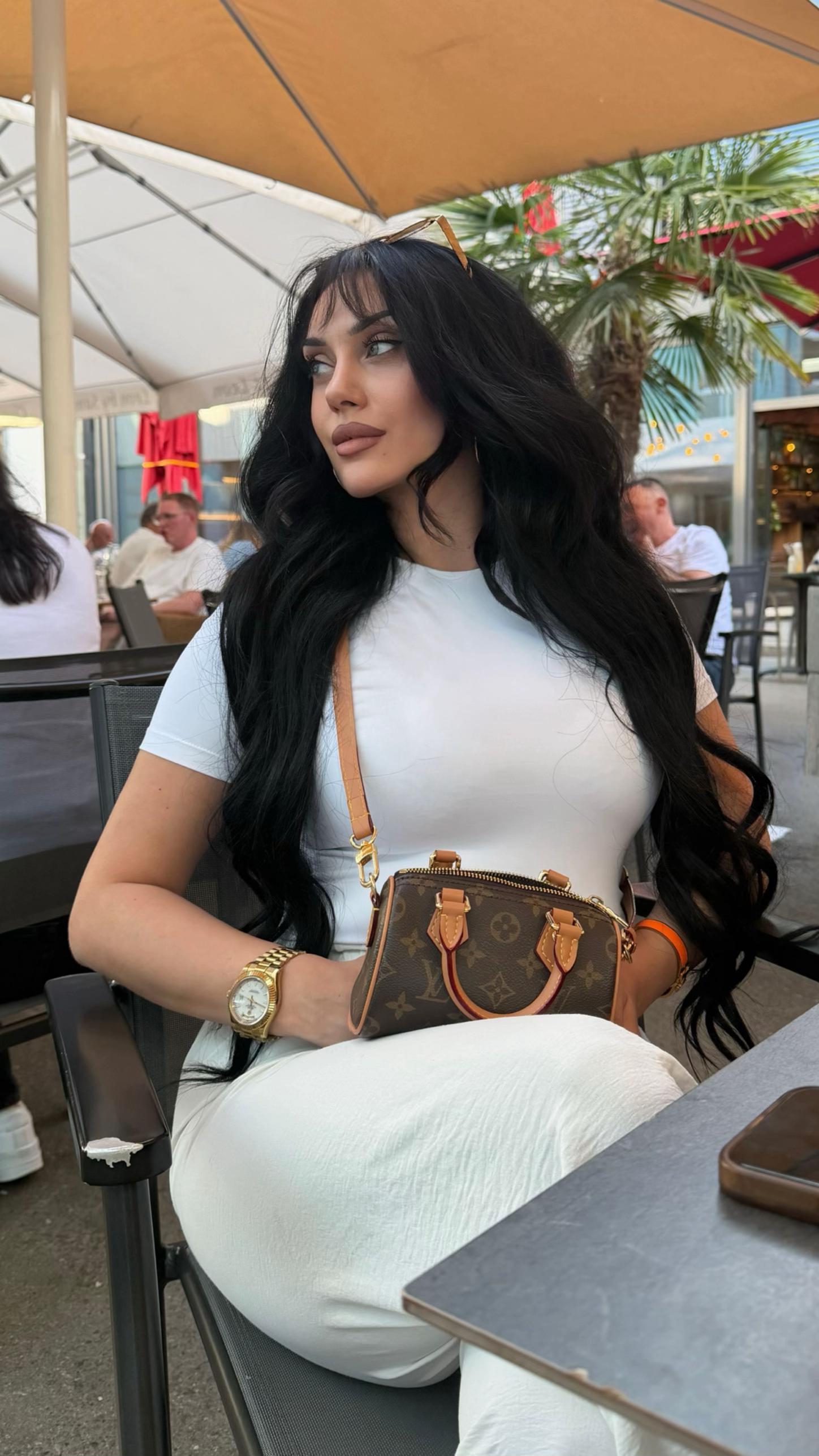 @aylinaalbj