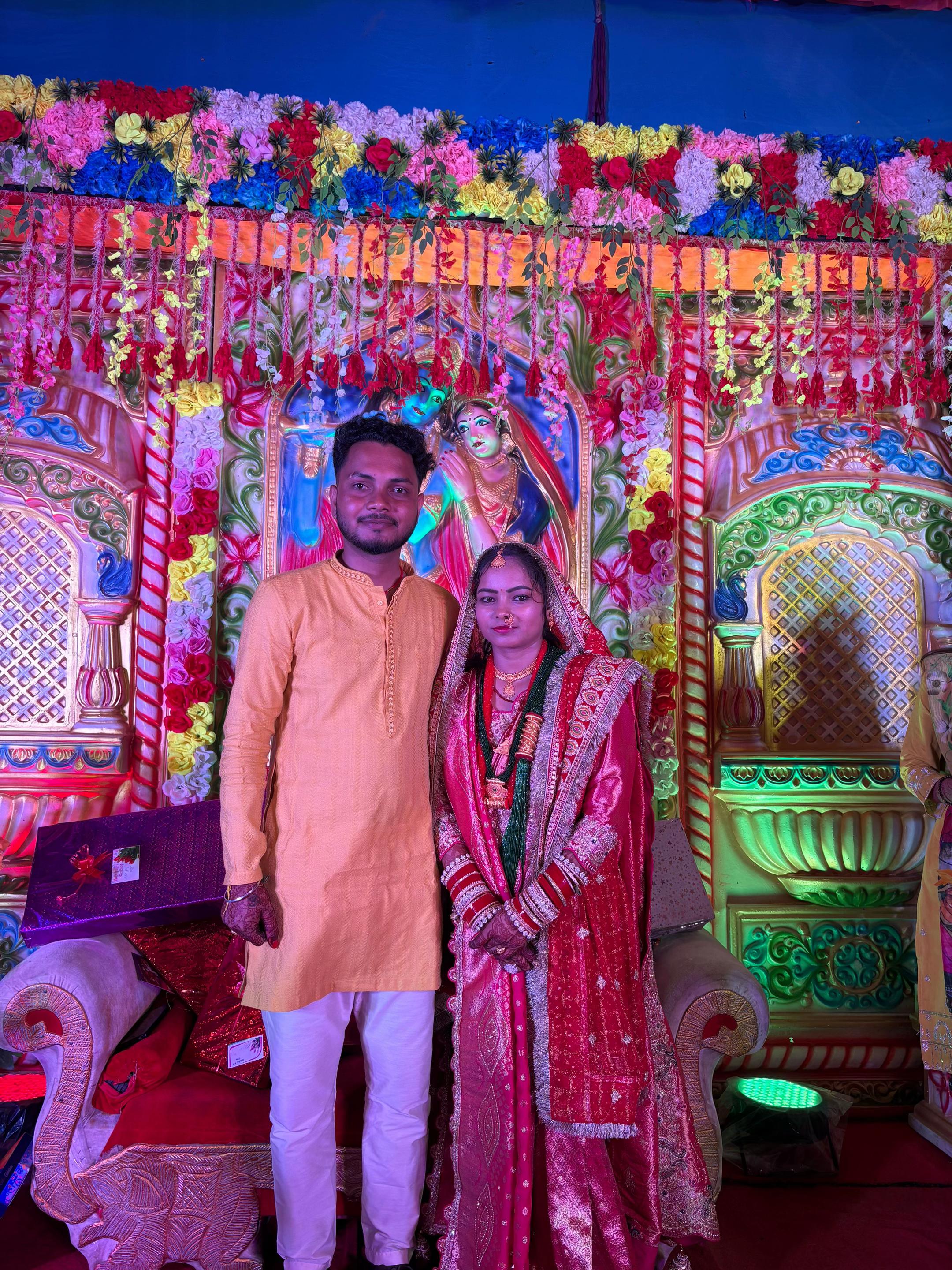 @Aditya 🧿ᥫ᭡