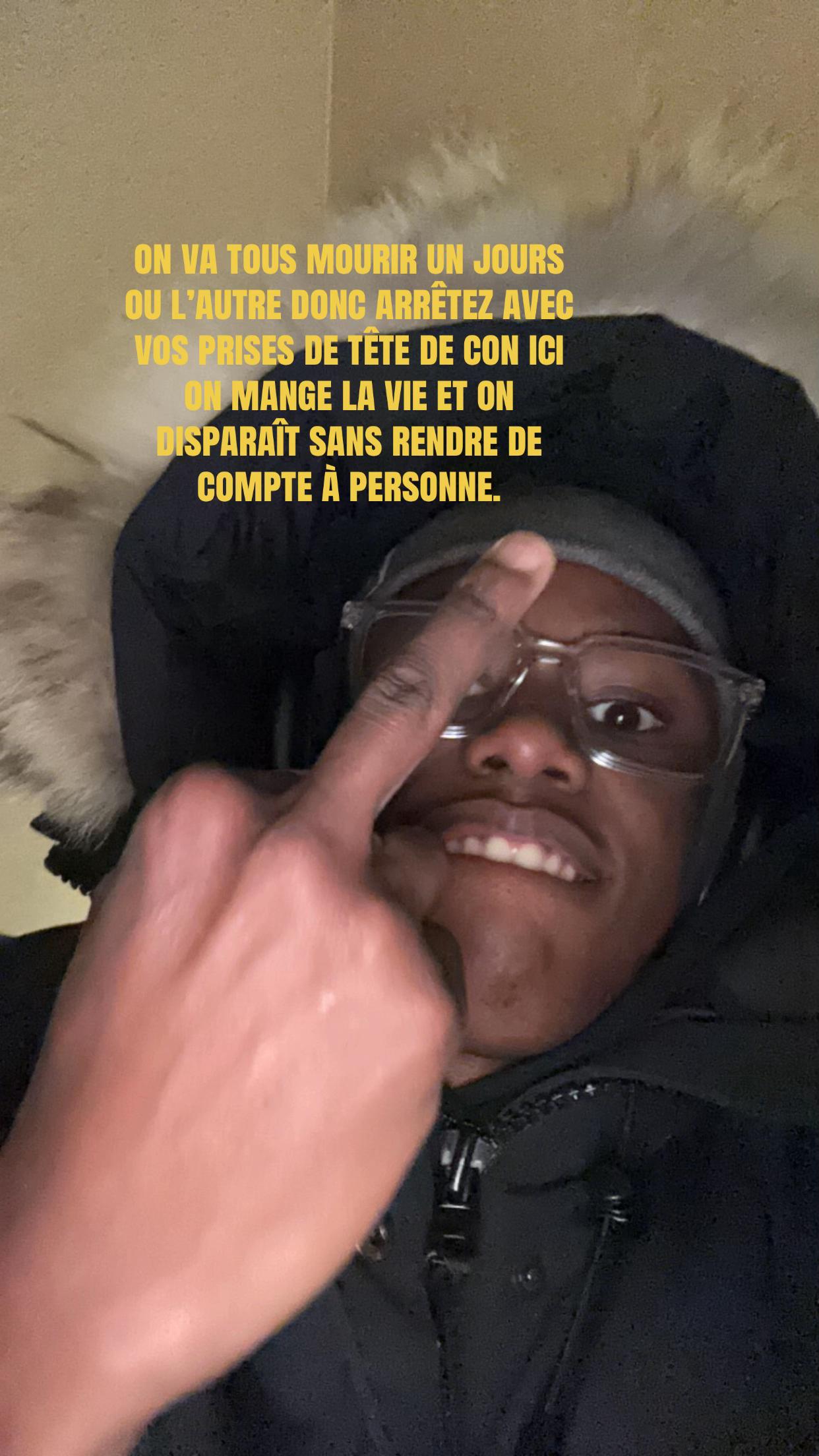 @Ī7%