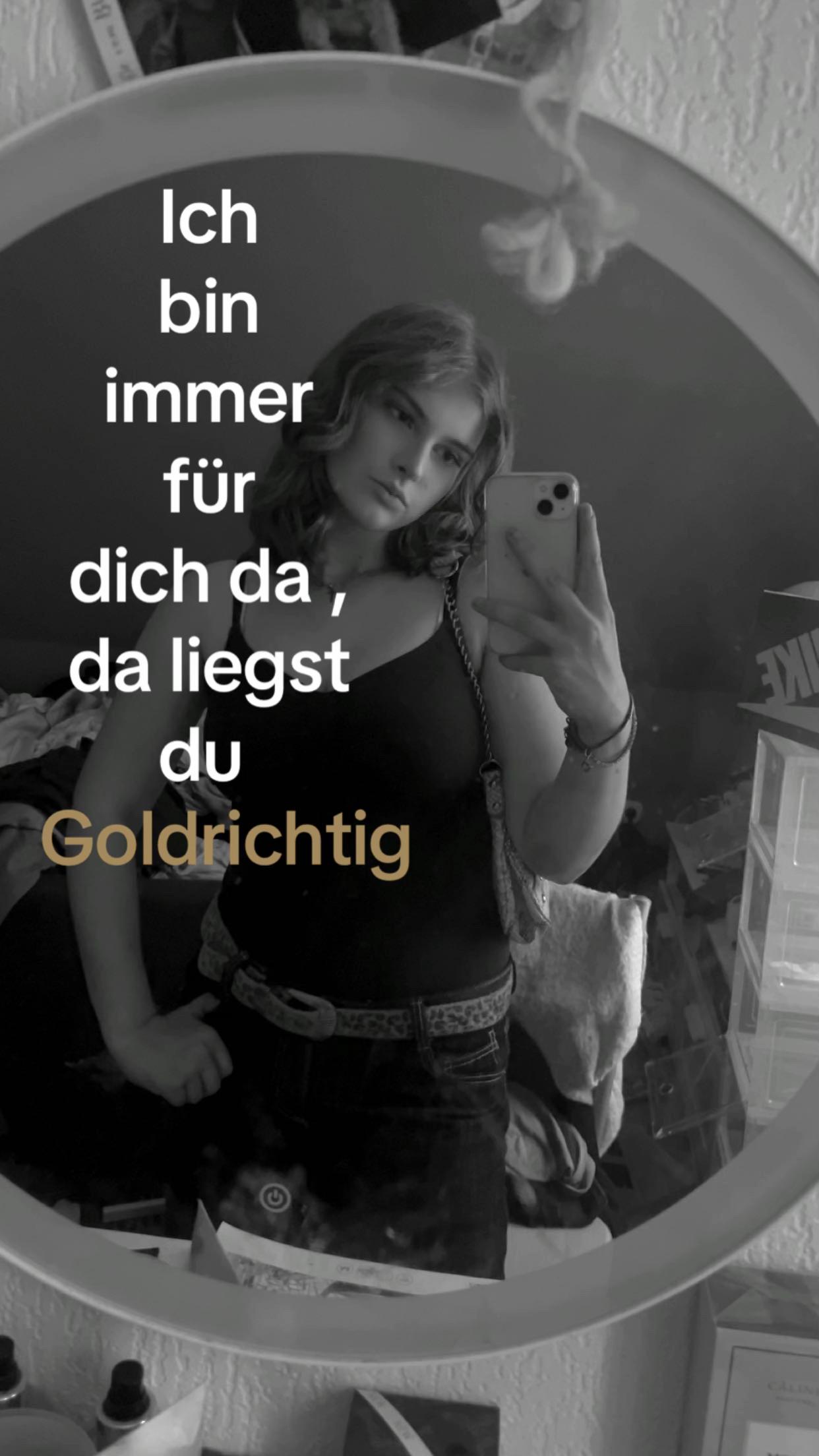 @elaine &dagger;
