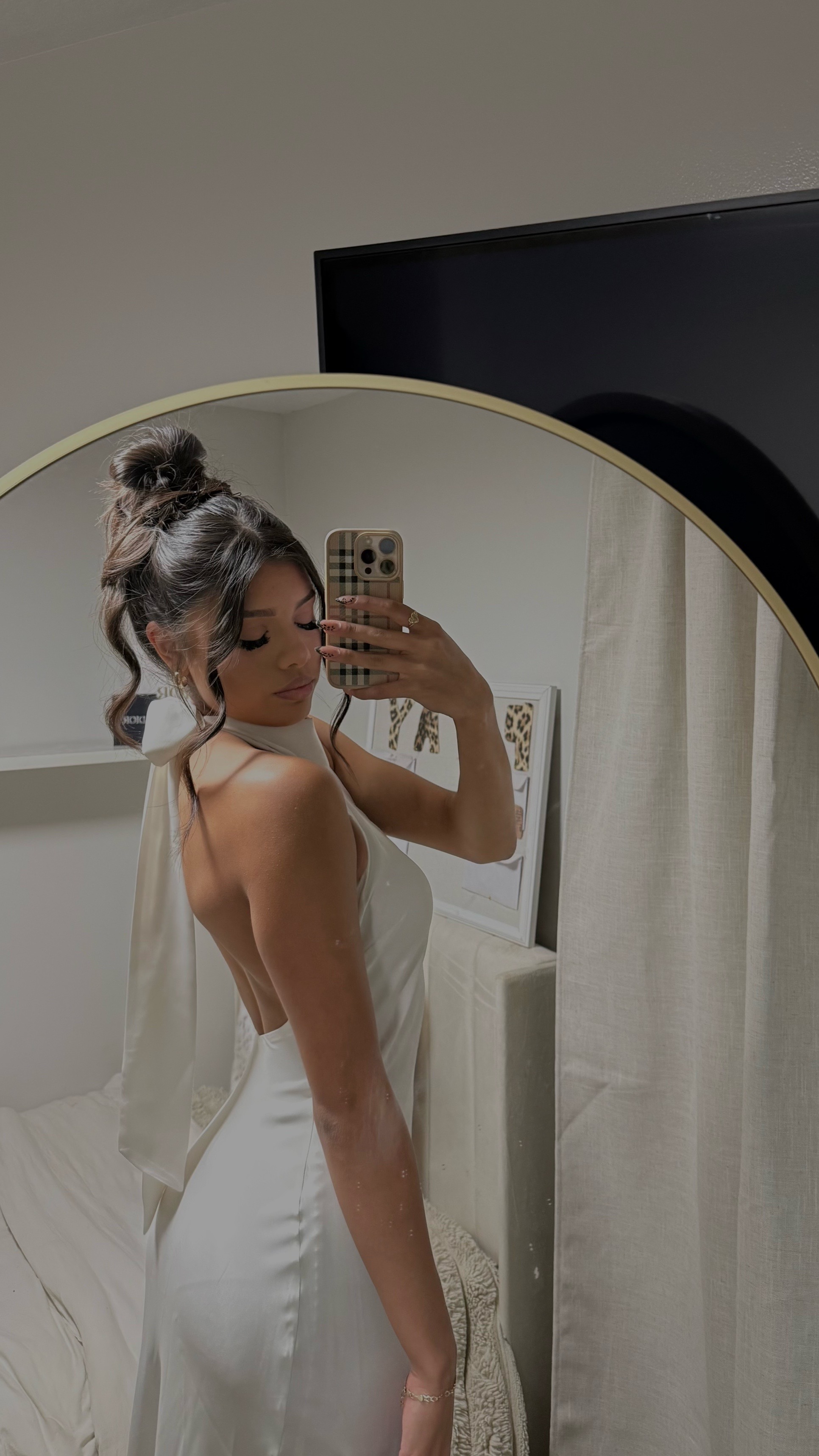 @𝐚𝐥𝐞