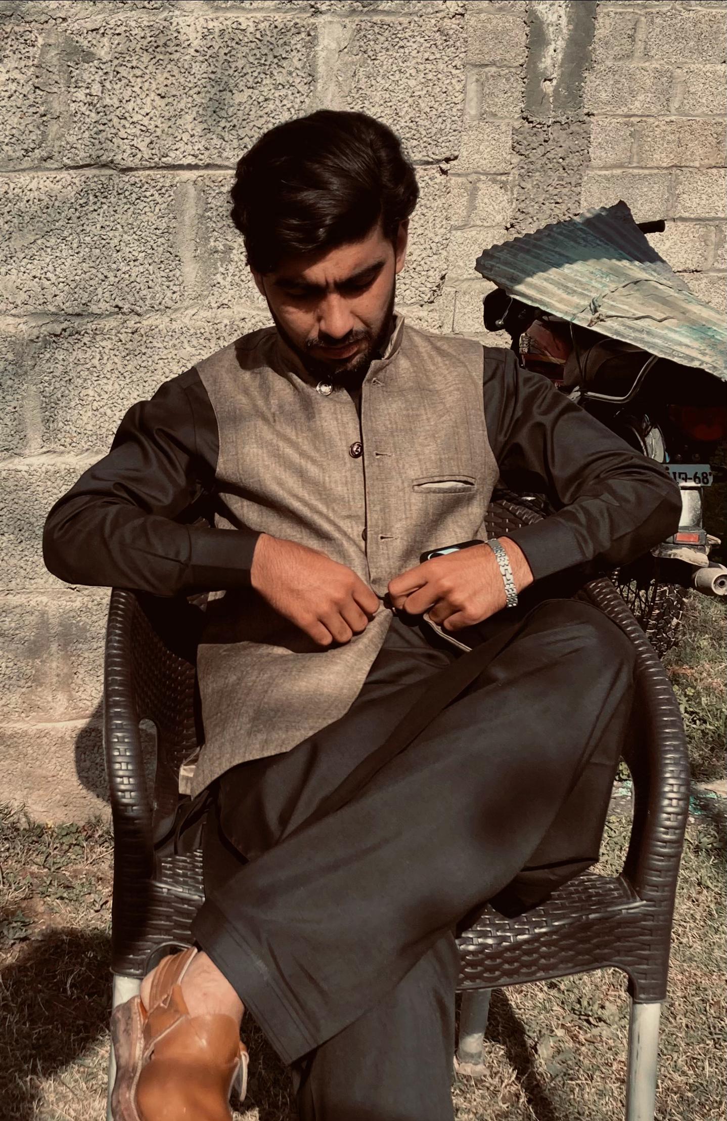 @𝑅𝑎𝑗𝑎 𝑀𝑎𝒉𝑎𝑑 ♛
