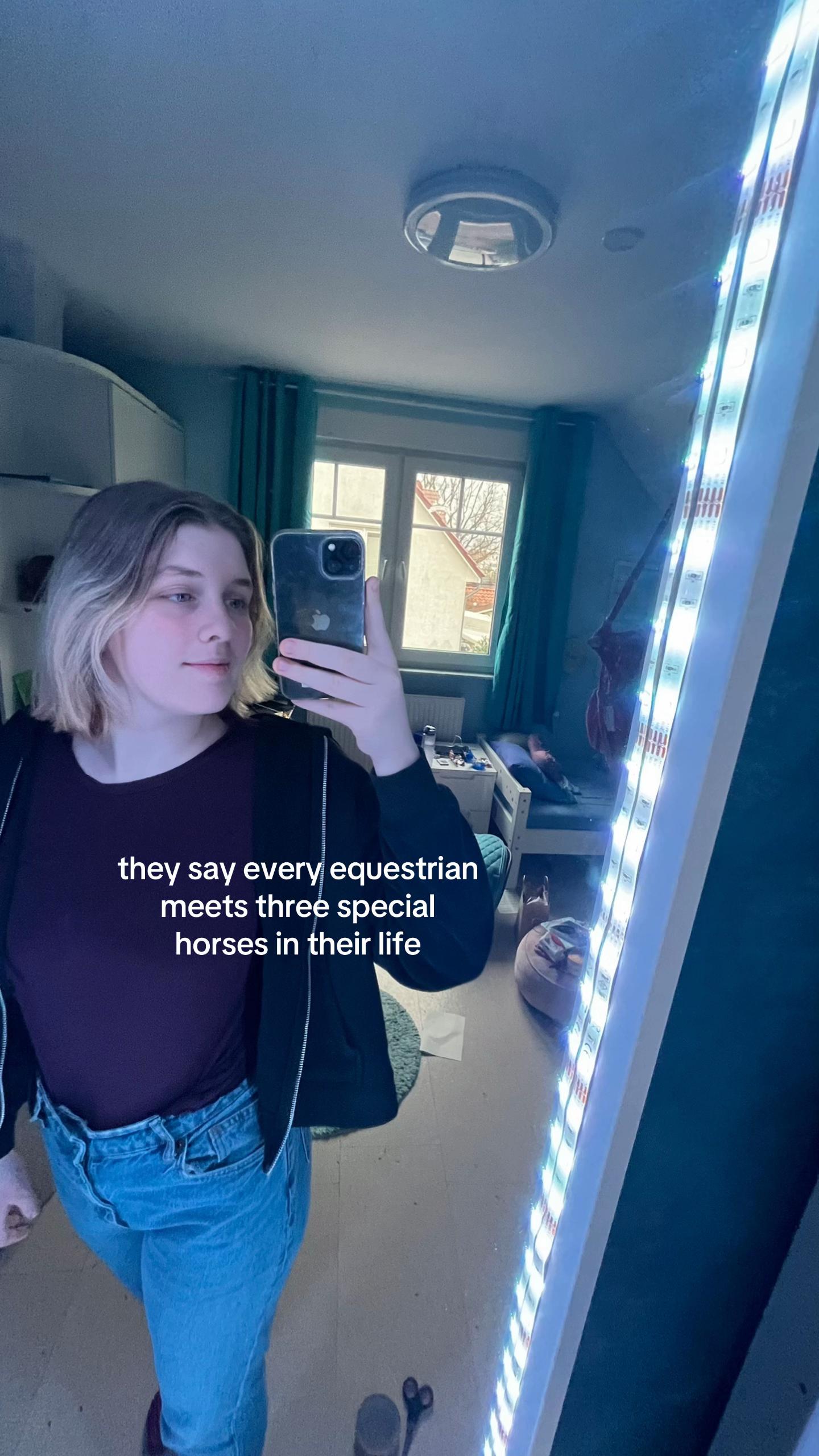 @Jana🧩