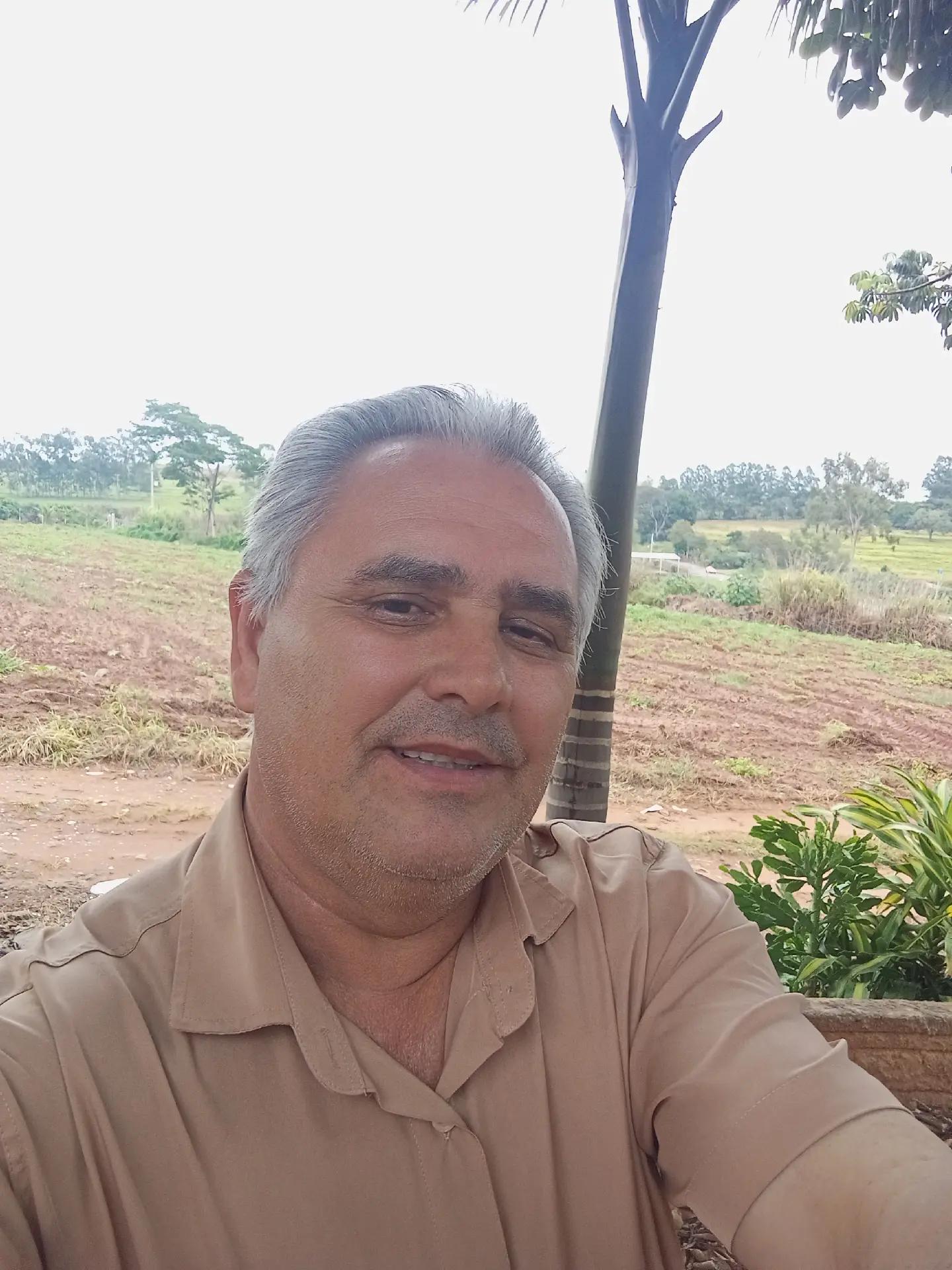 @La&eacute;rcio Garcia