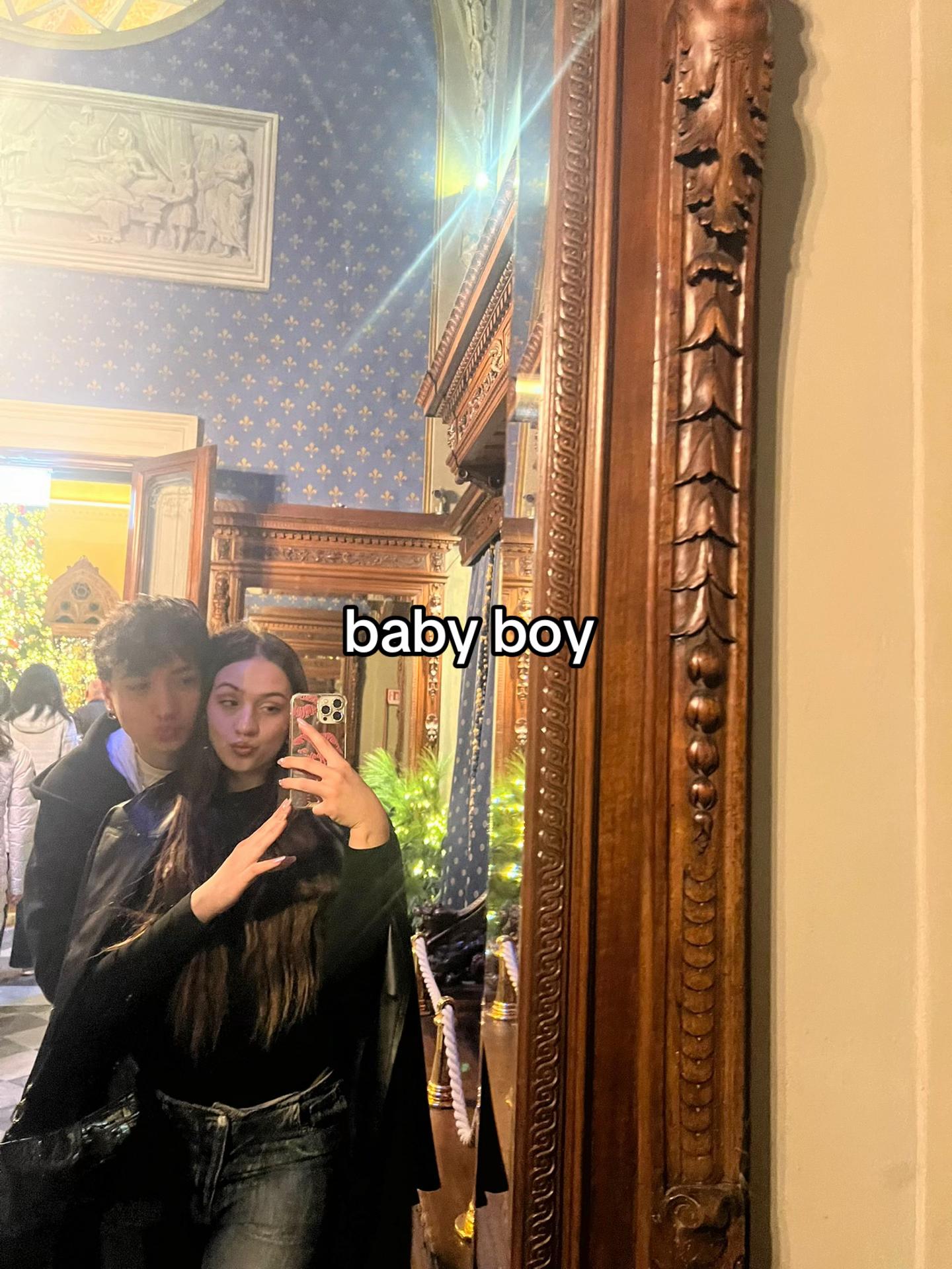 @Laura Sabia🫦