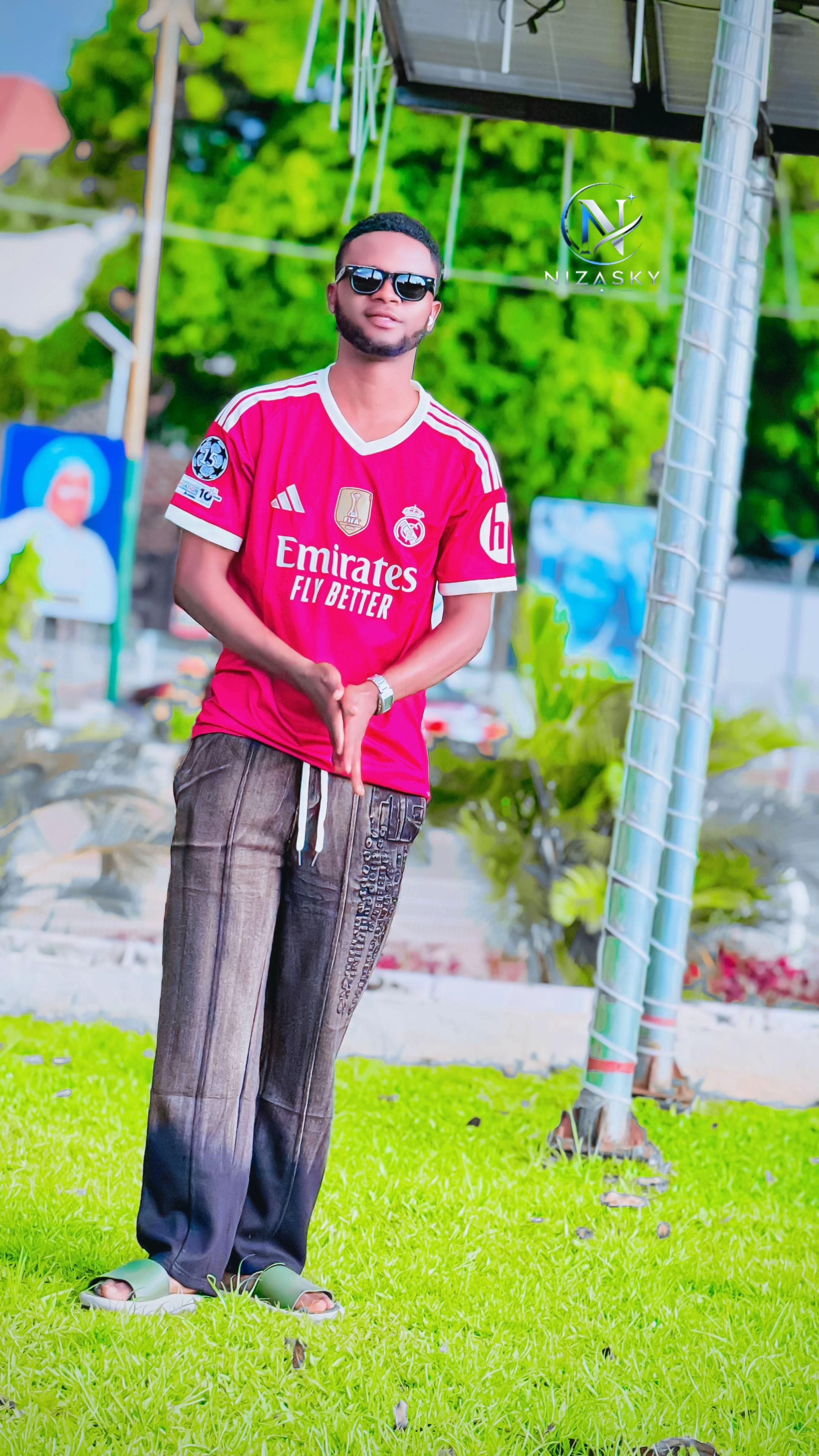 @نيزاسكي