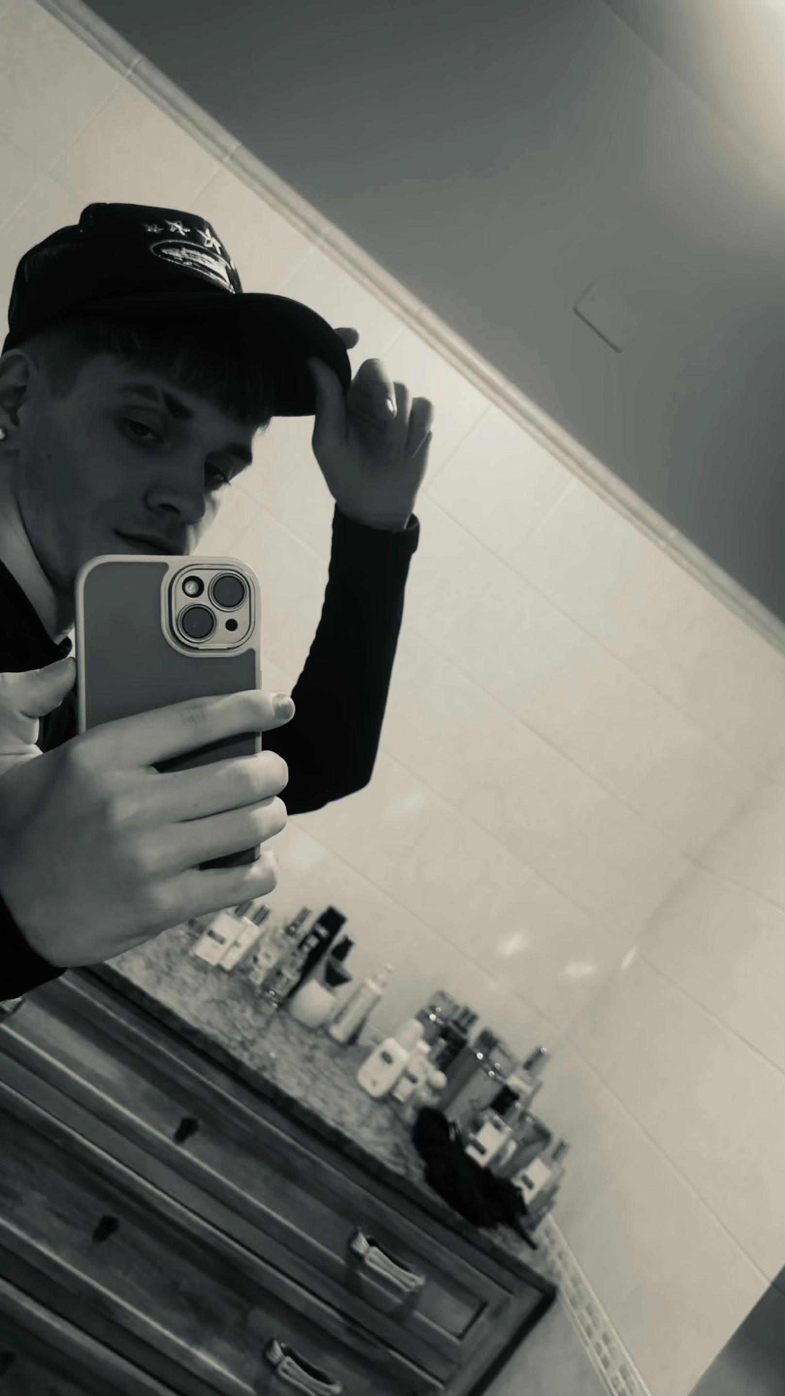 @C A R R A 💋