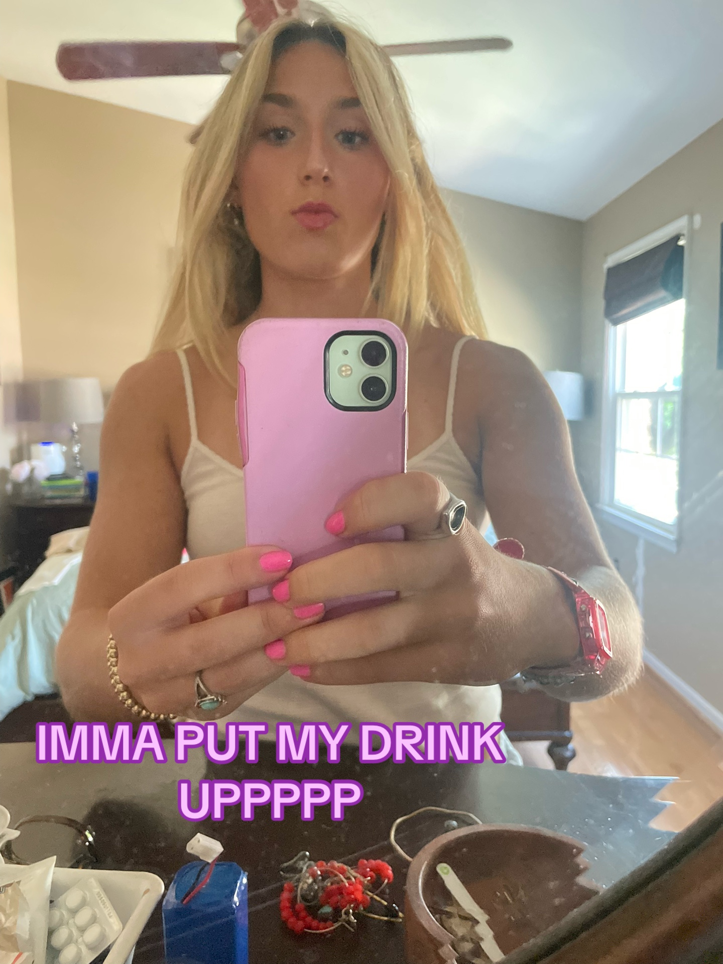 @ella 🦄