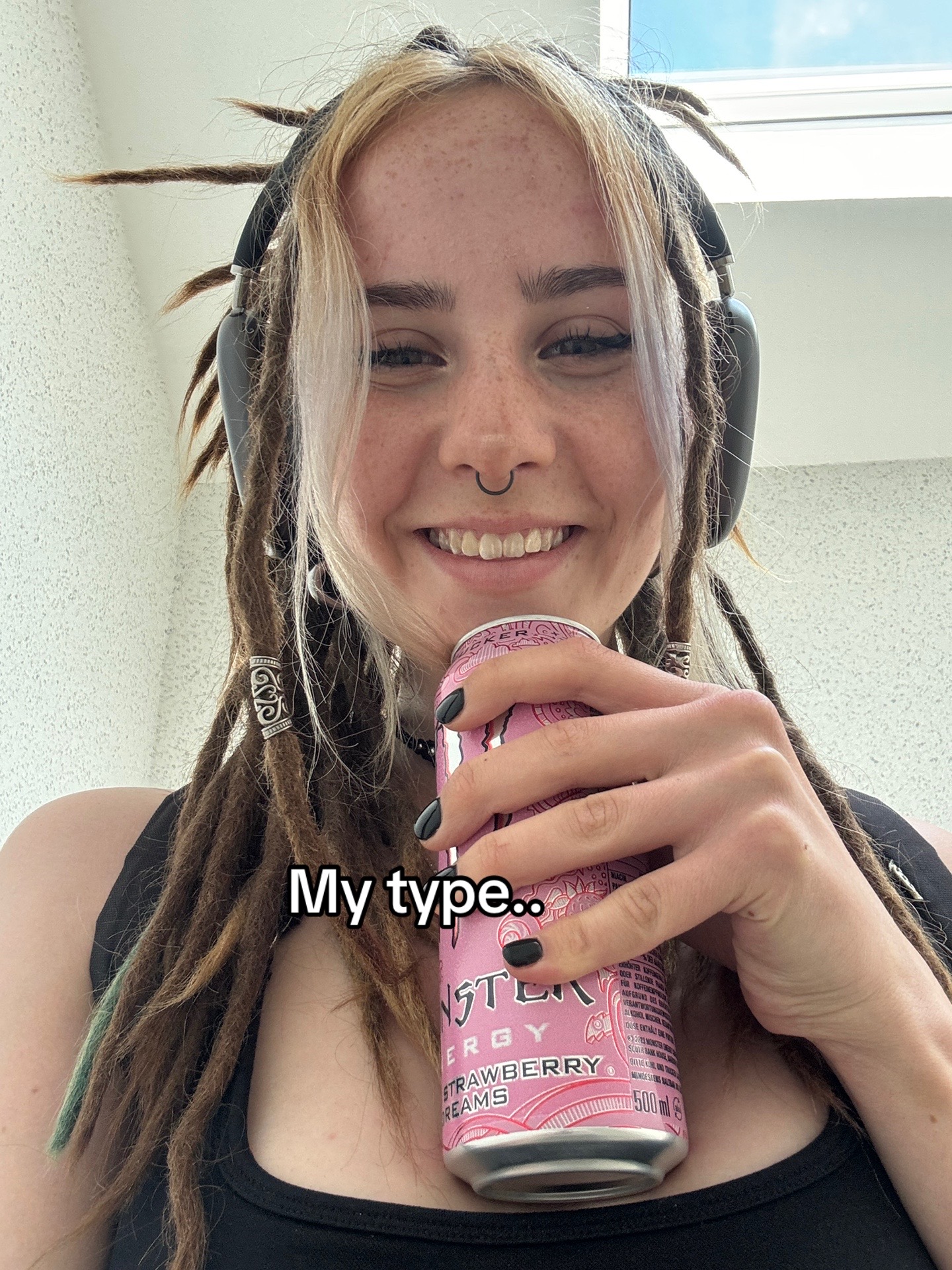 @𝓶𝓪𝔁𝓮𝓼🧸