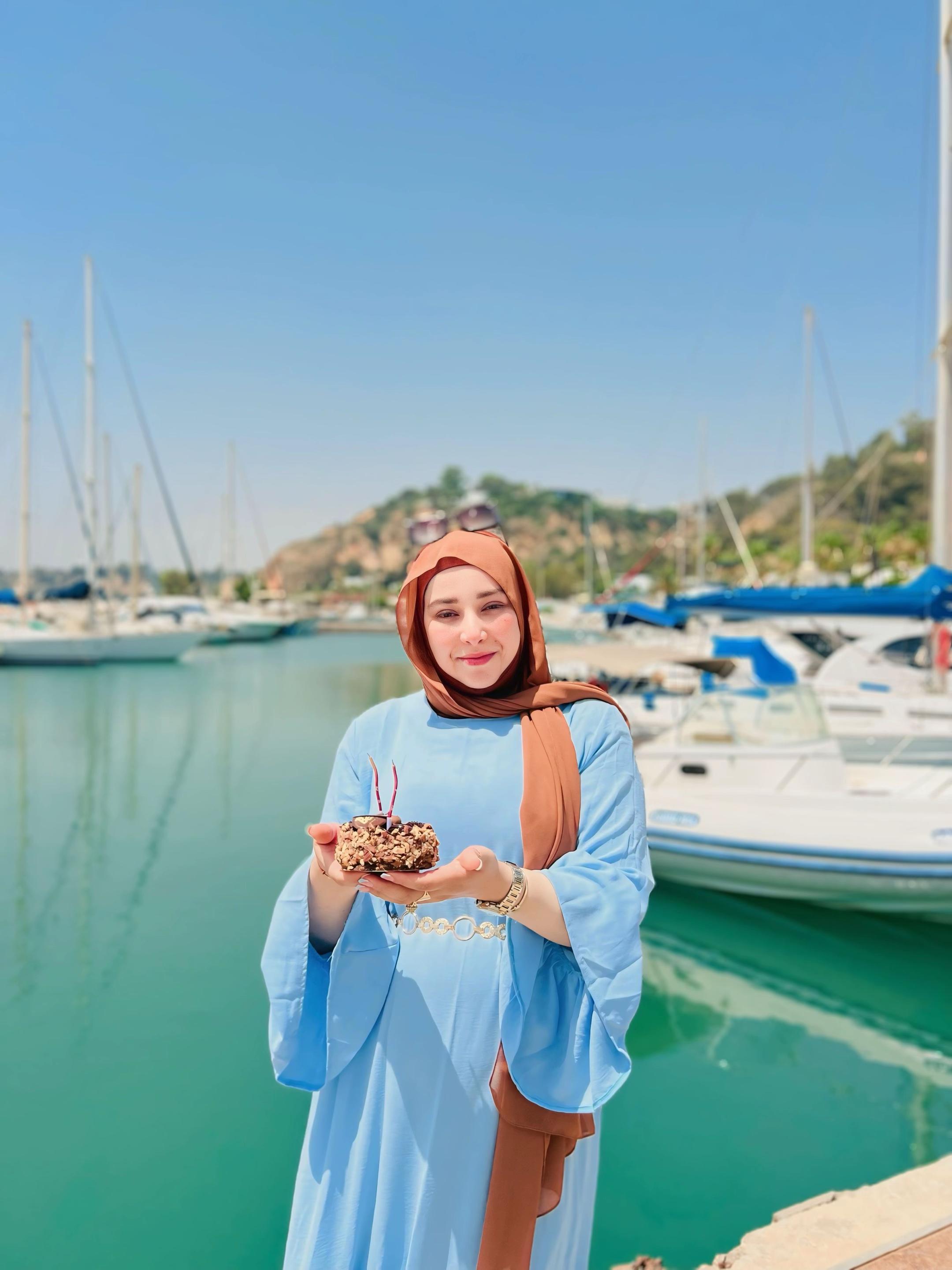 @Amna AmouNa