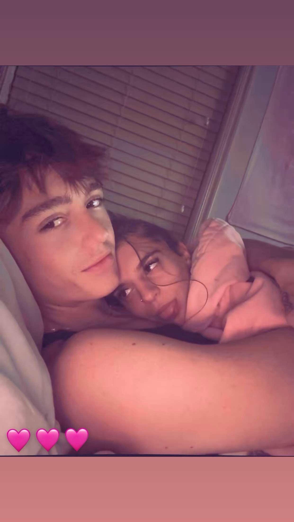 @🧸