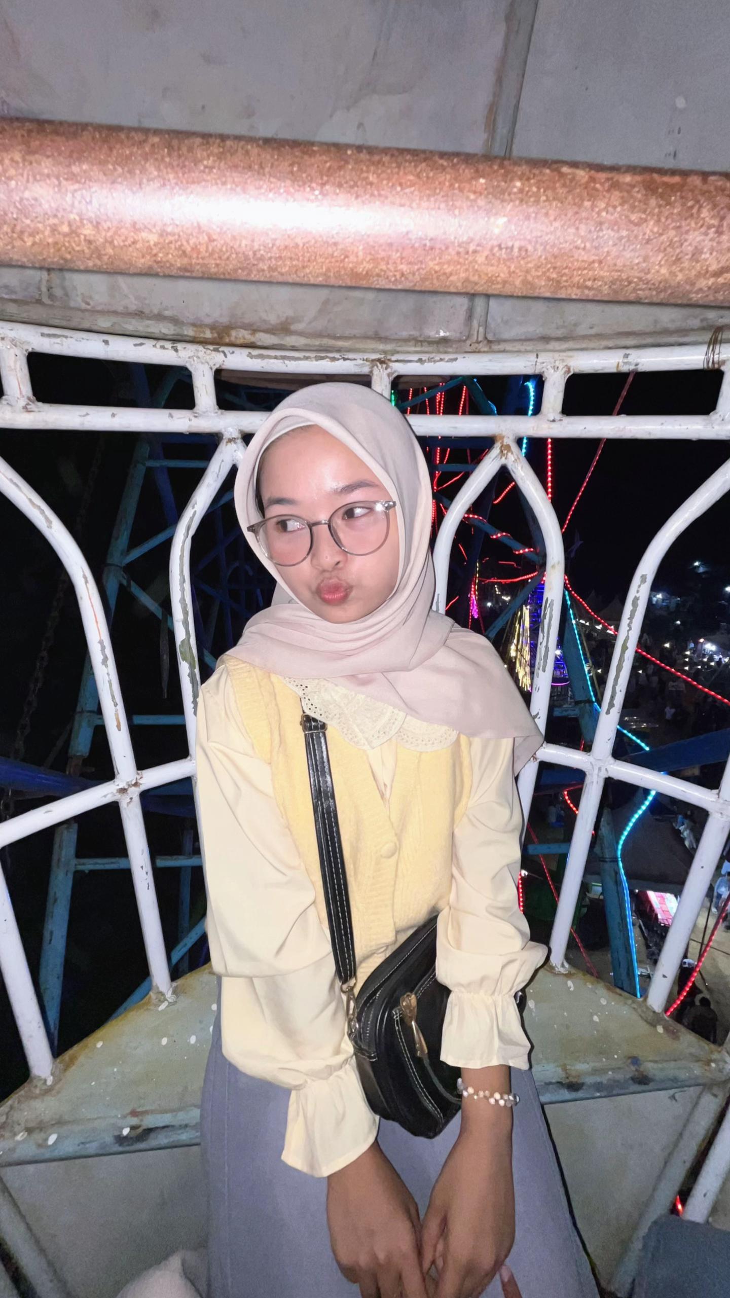 @4B3LL🤏🏻