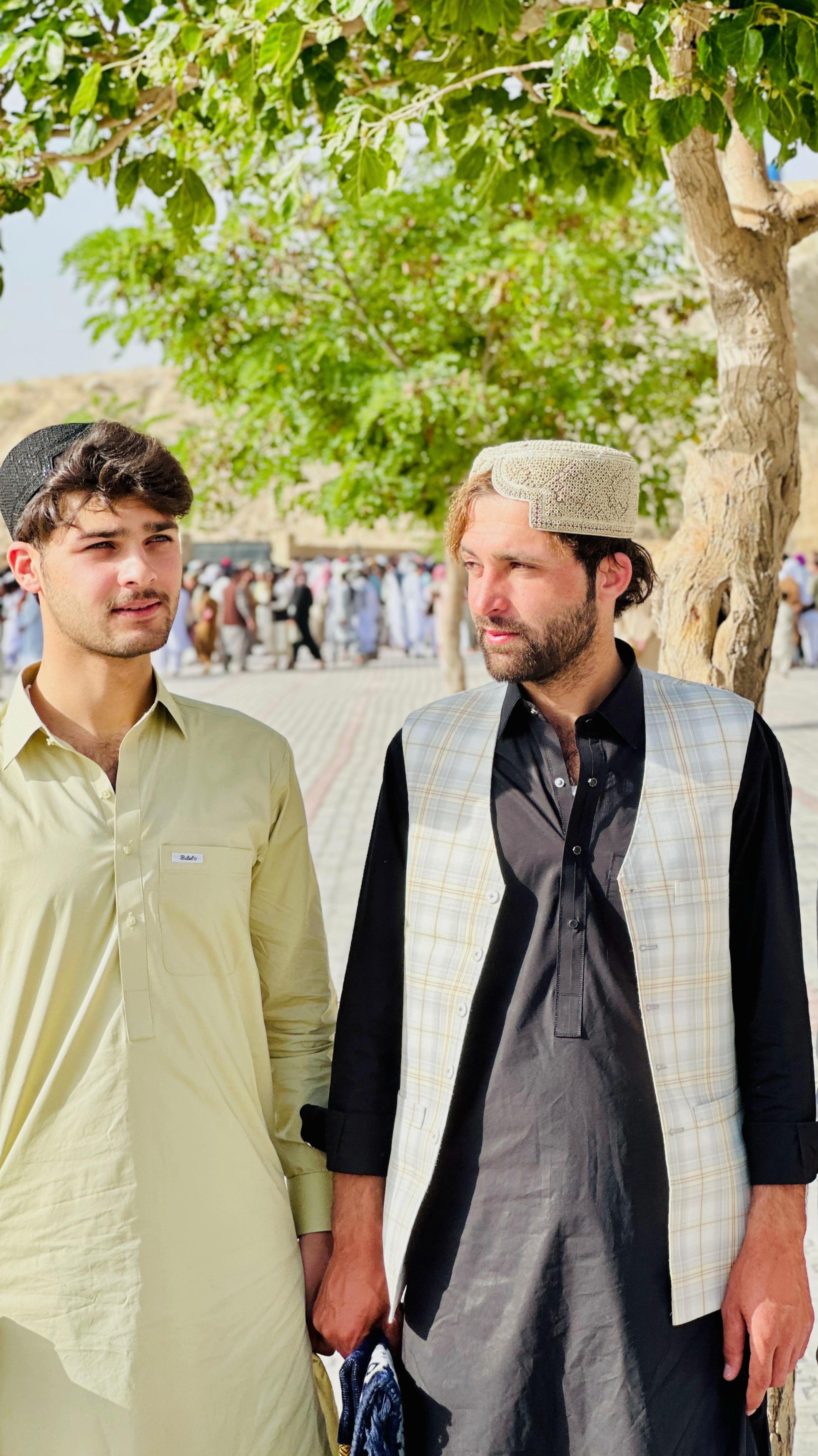 @AGHA JANi