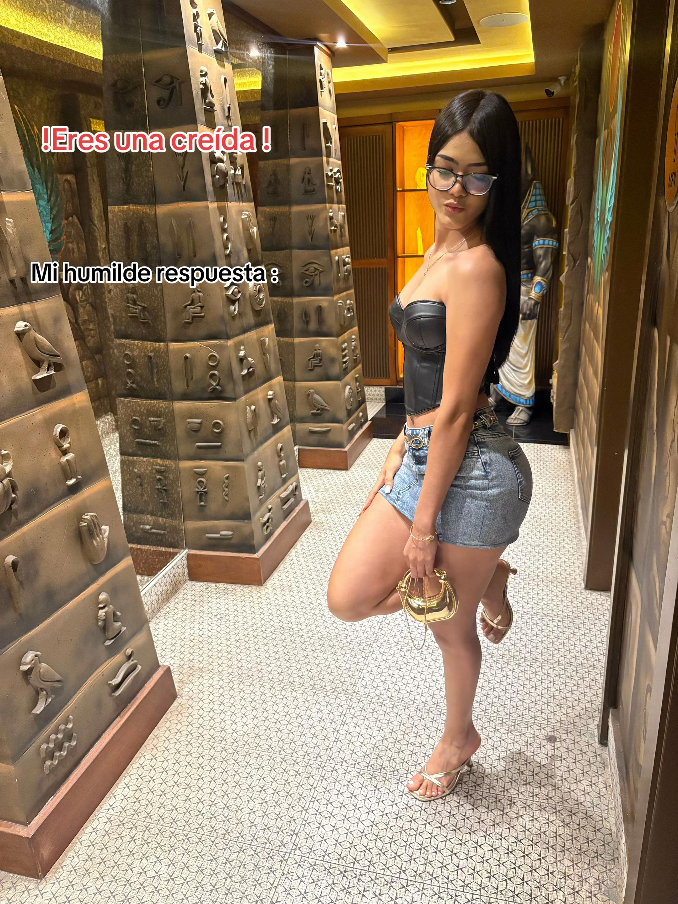 @𝓜𝓮𝓵𝓪𝓷𝔂