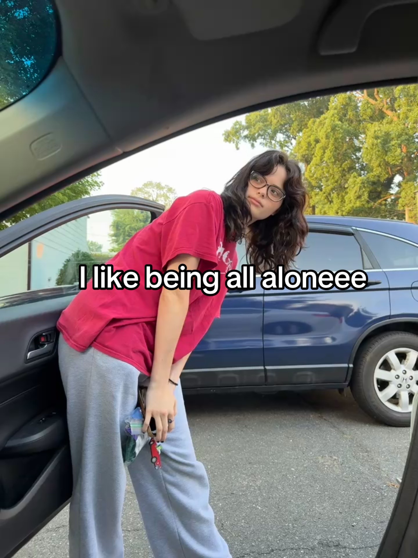 @Emily☮️