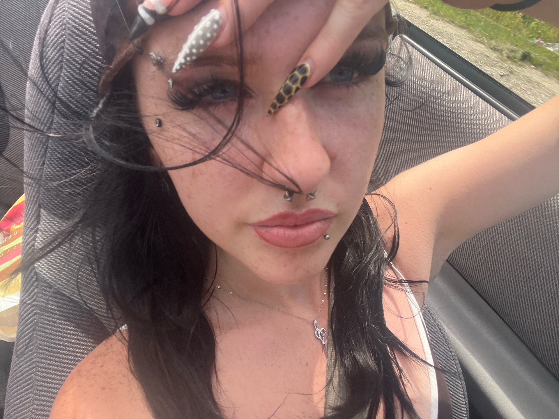 @ladyy