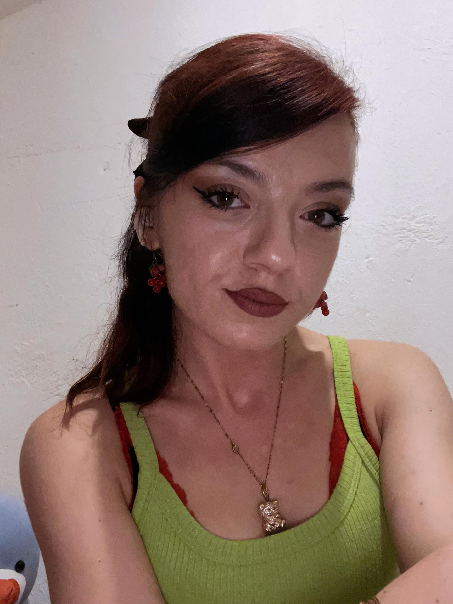@melekg&ouml;mlek