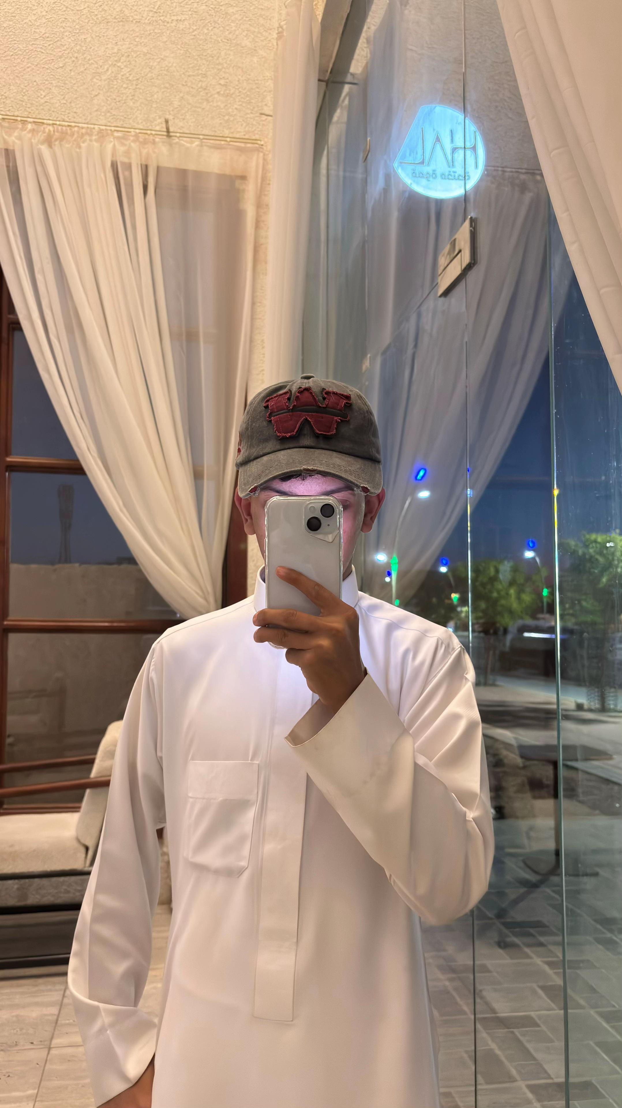 @انـس | 𝔸𝕟𝕒𝕤⭐️