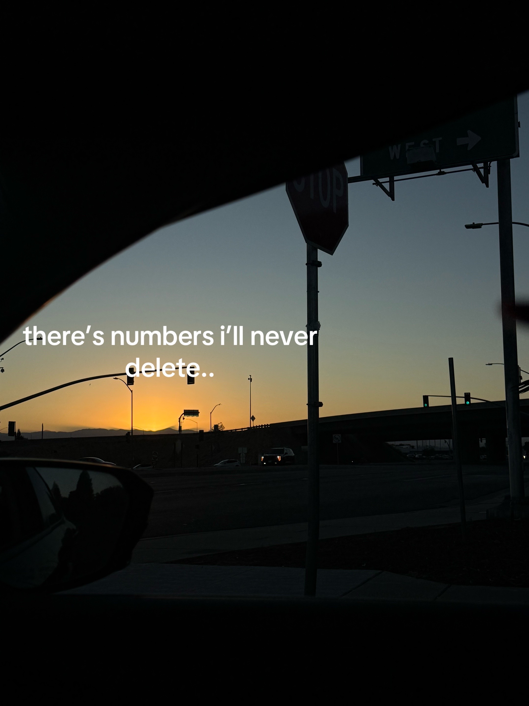 @𝔪𝔯𝔰 𝔥𝔬𝔩𝔮𝔲𝔦𝔫♡