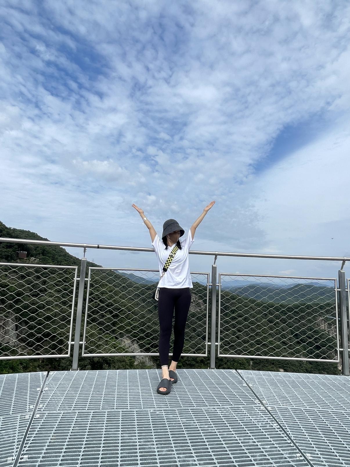 @진이