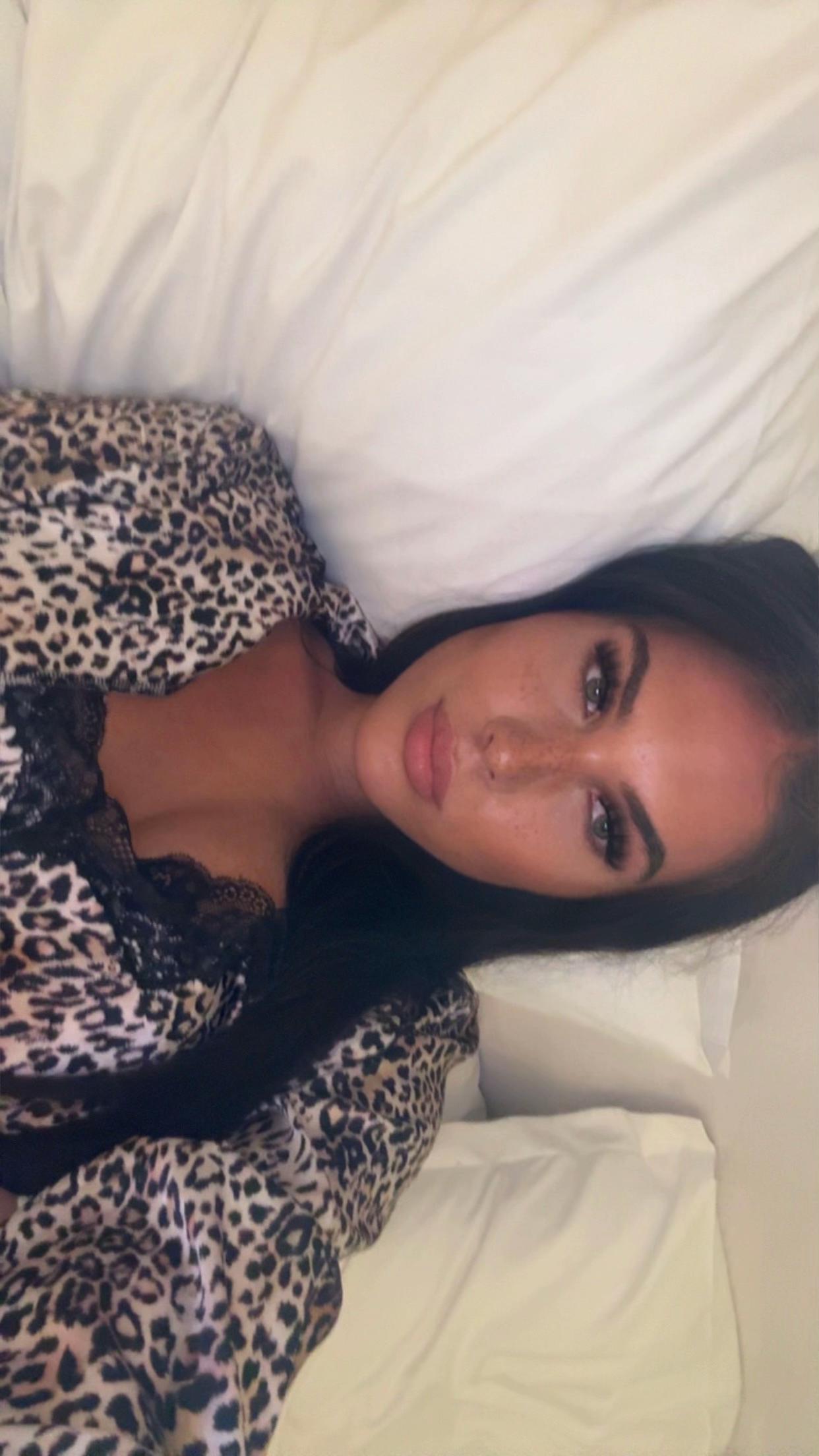 @𝒜𝓂𝑒𝓁𝒾𝑒 💞