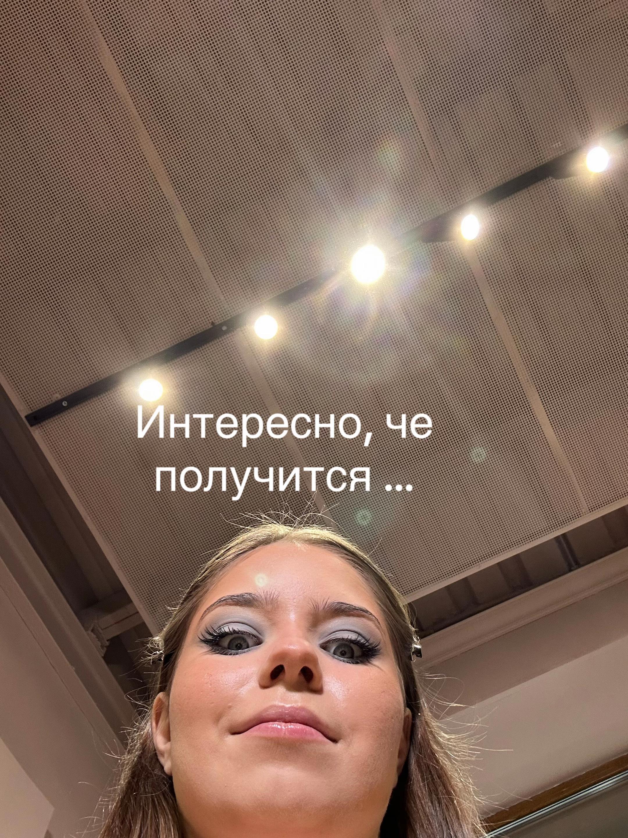 @Elisv_