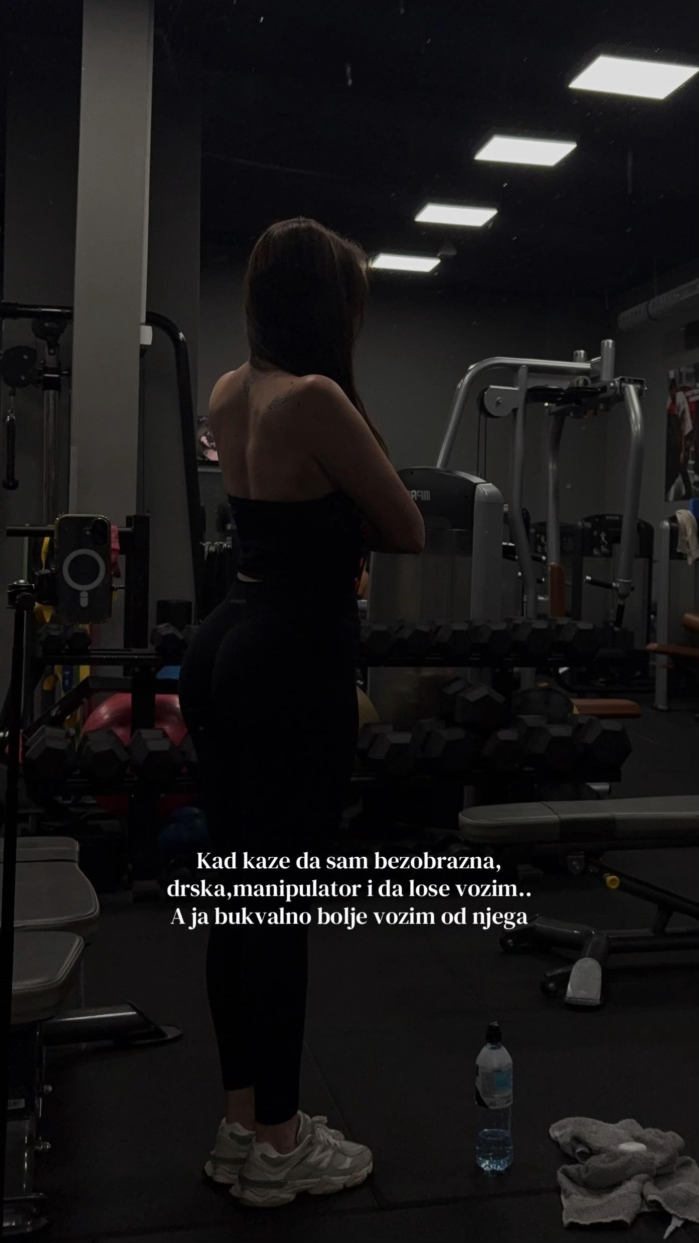 @Aleksandra Jovanović|25