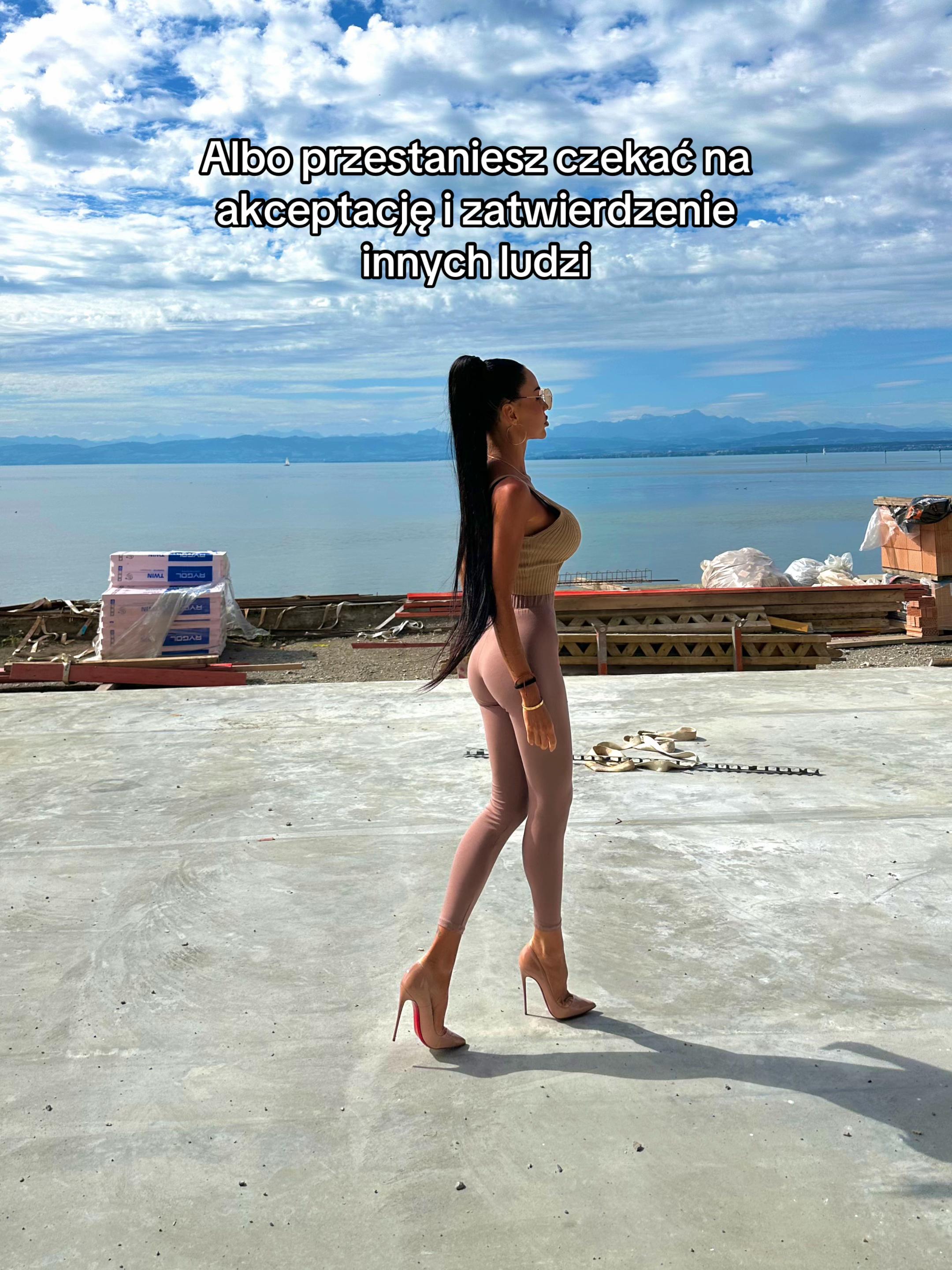 @inom_fit