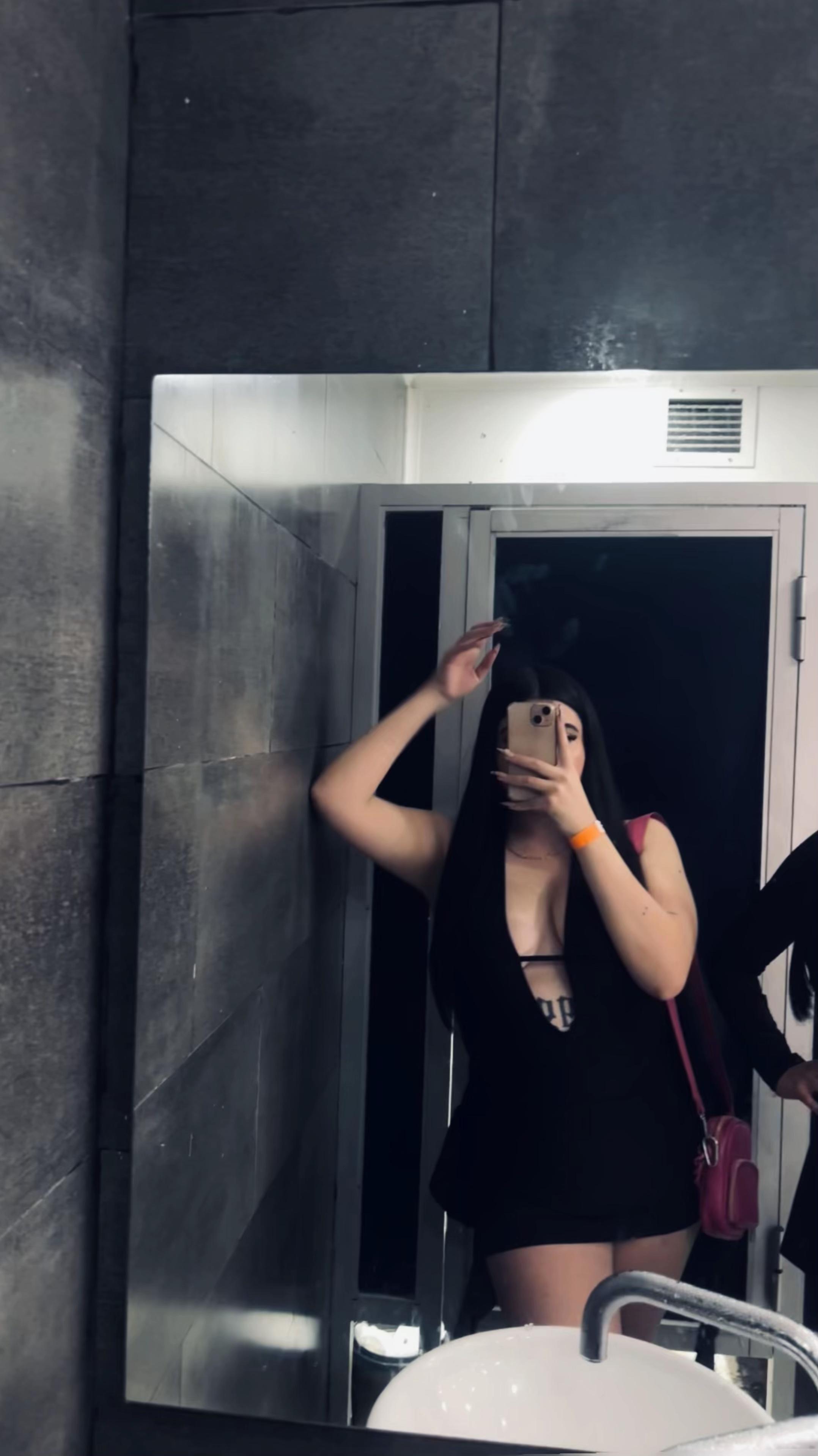 @constvnzvvpvvz