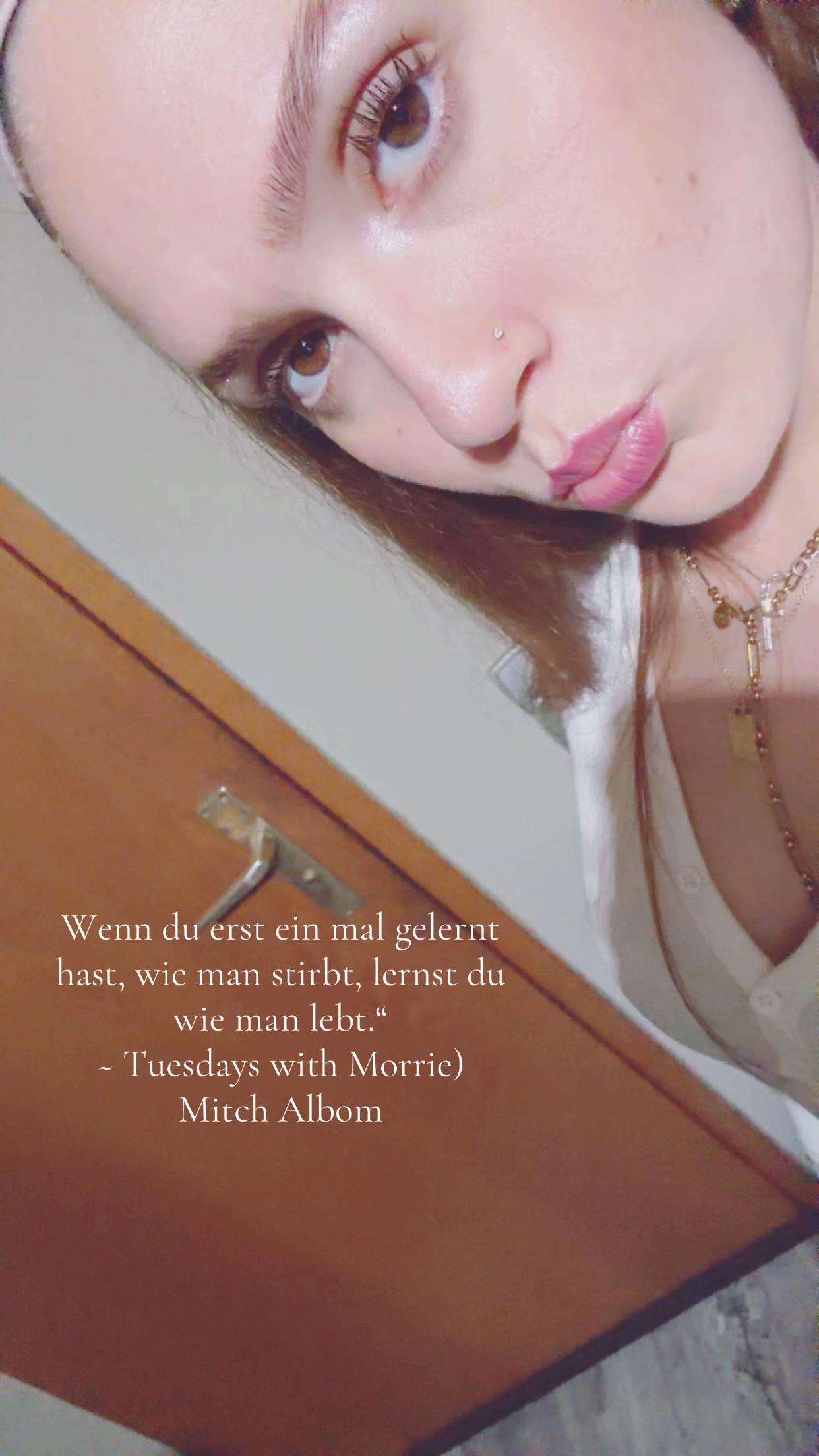 @~𝑁𝑒𝑙𝑒