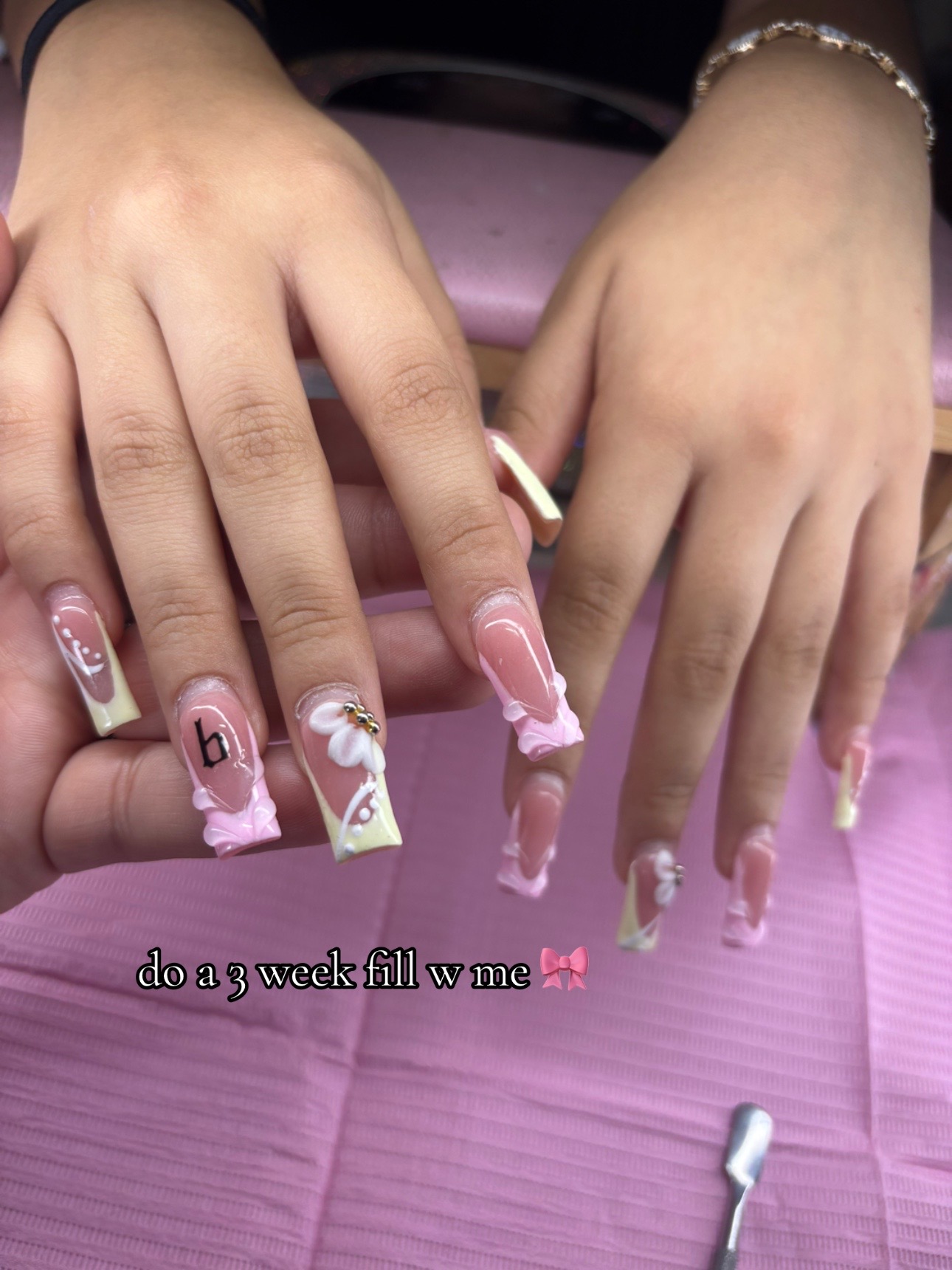 @nailedbyame 🦢