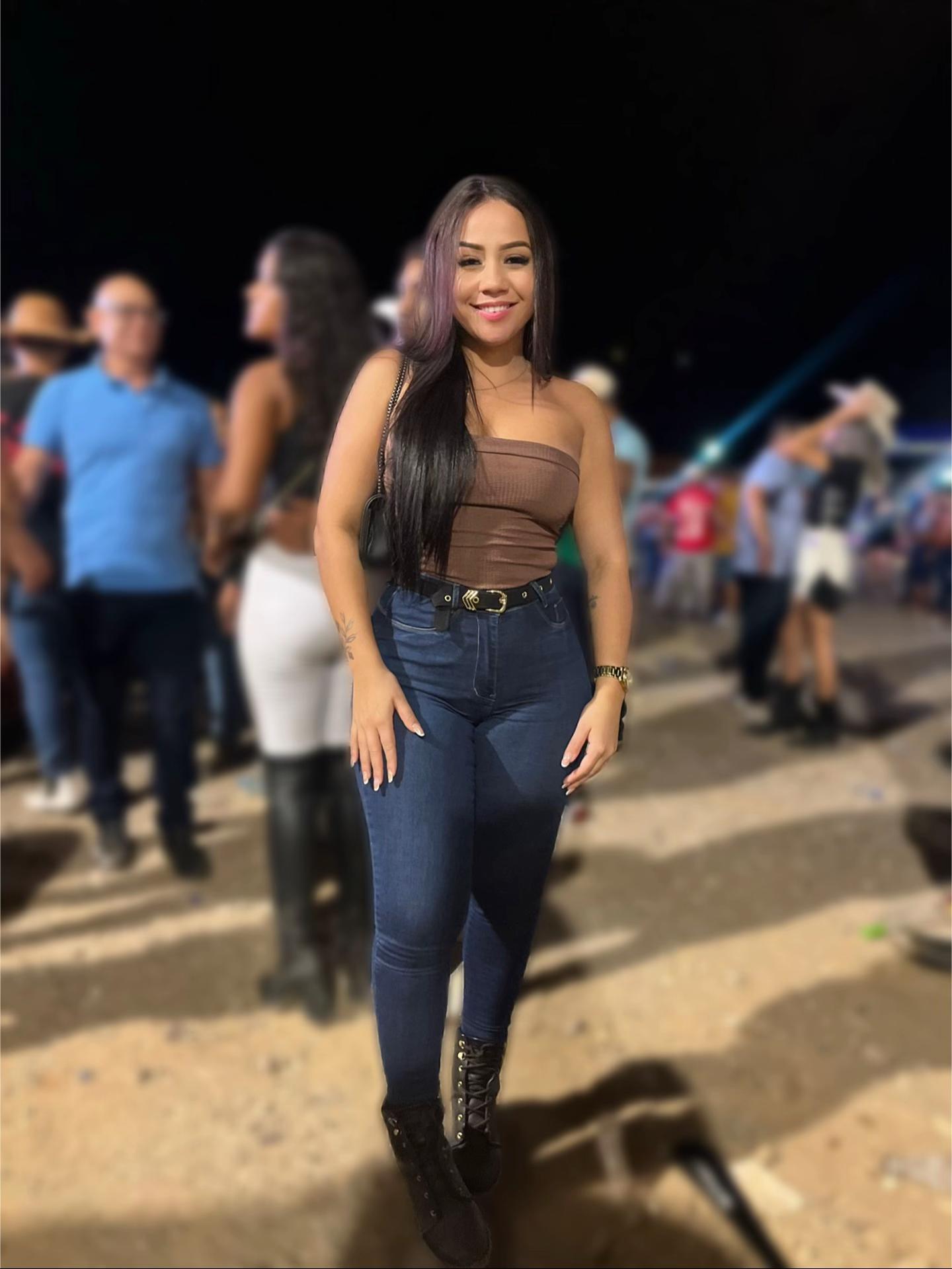 @Bianca Andrade