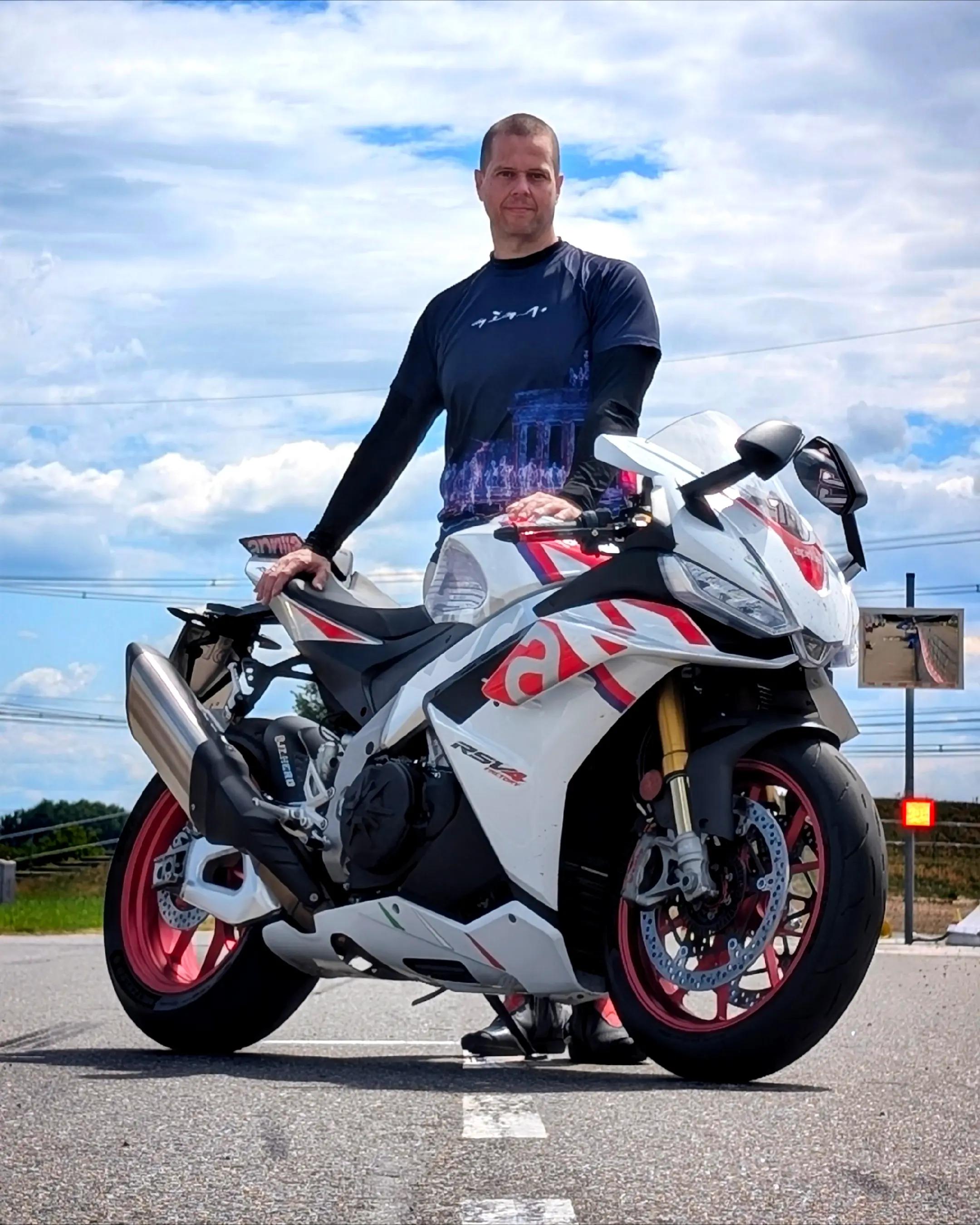 @jz.hero🚵🏍️💚