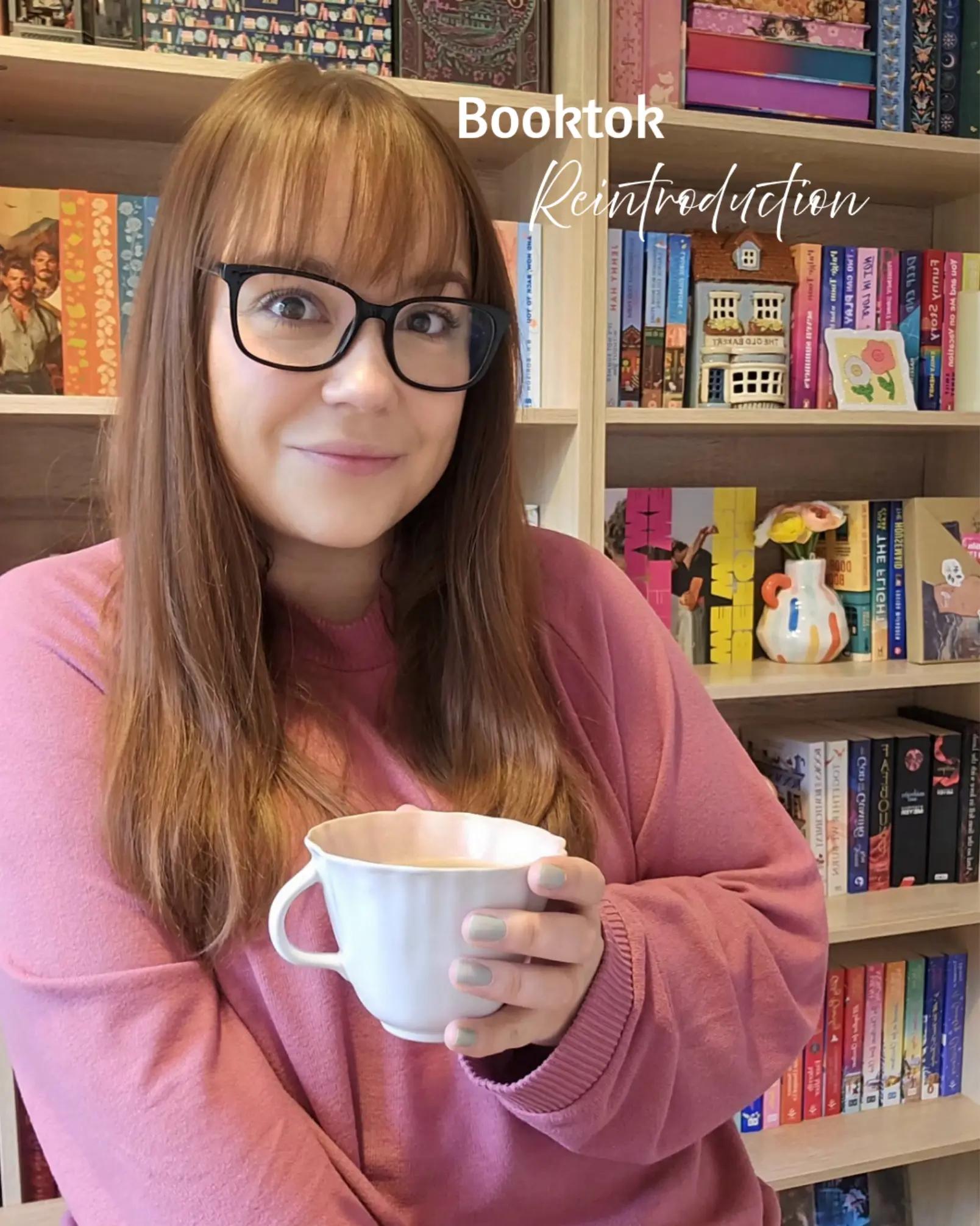 @Dannie 📚☕️✨️