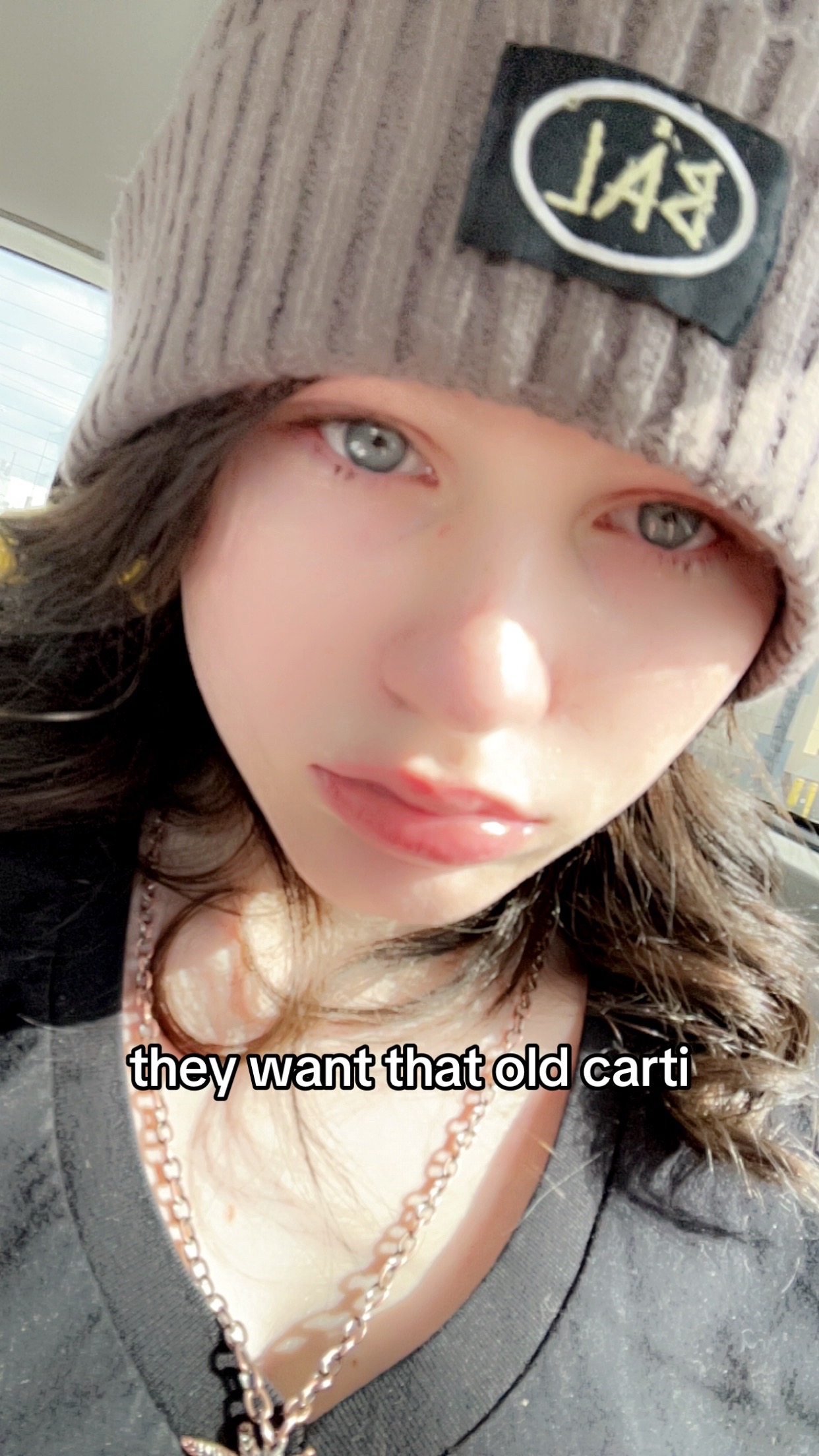 @️