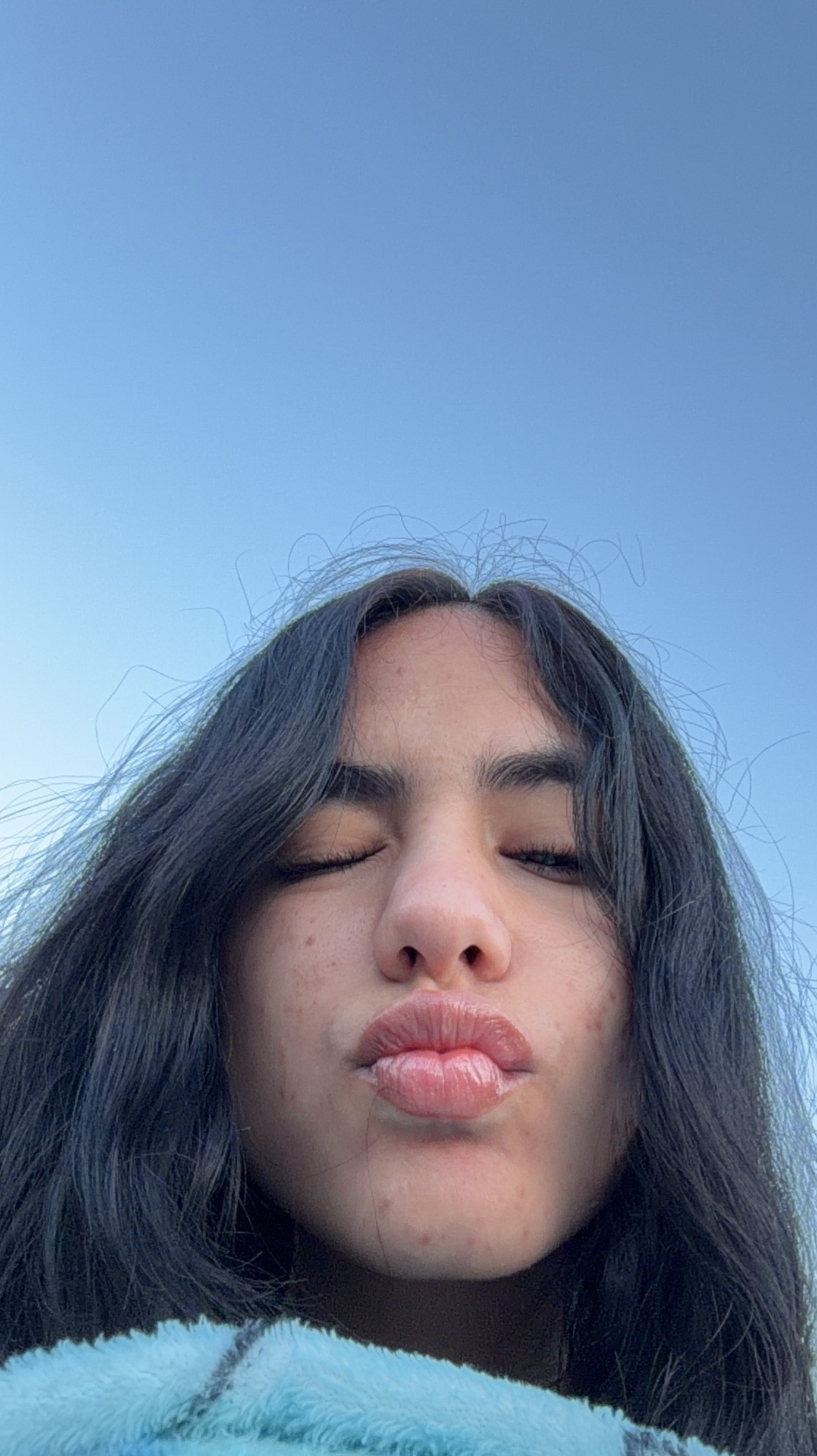 @M_🦦