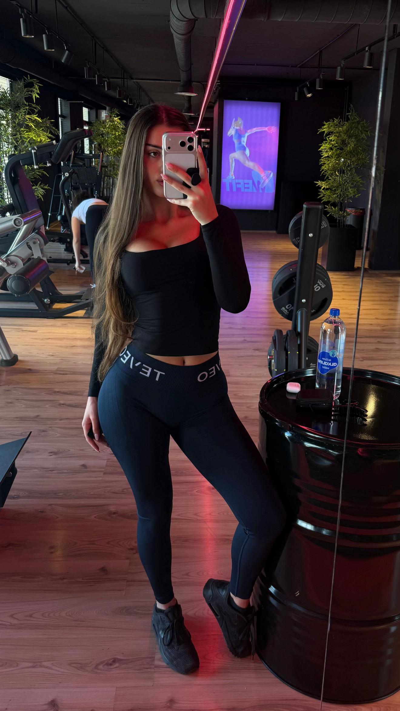 @Lina