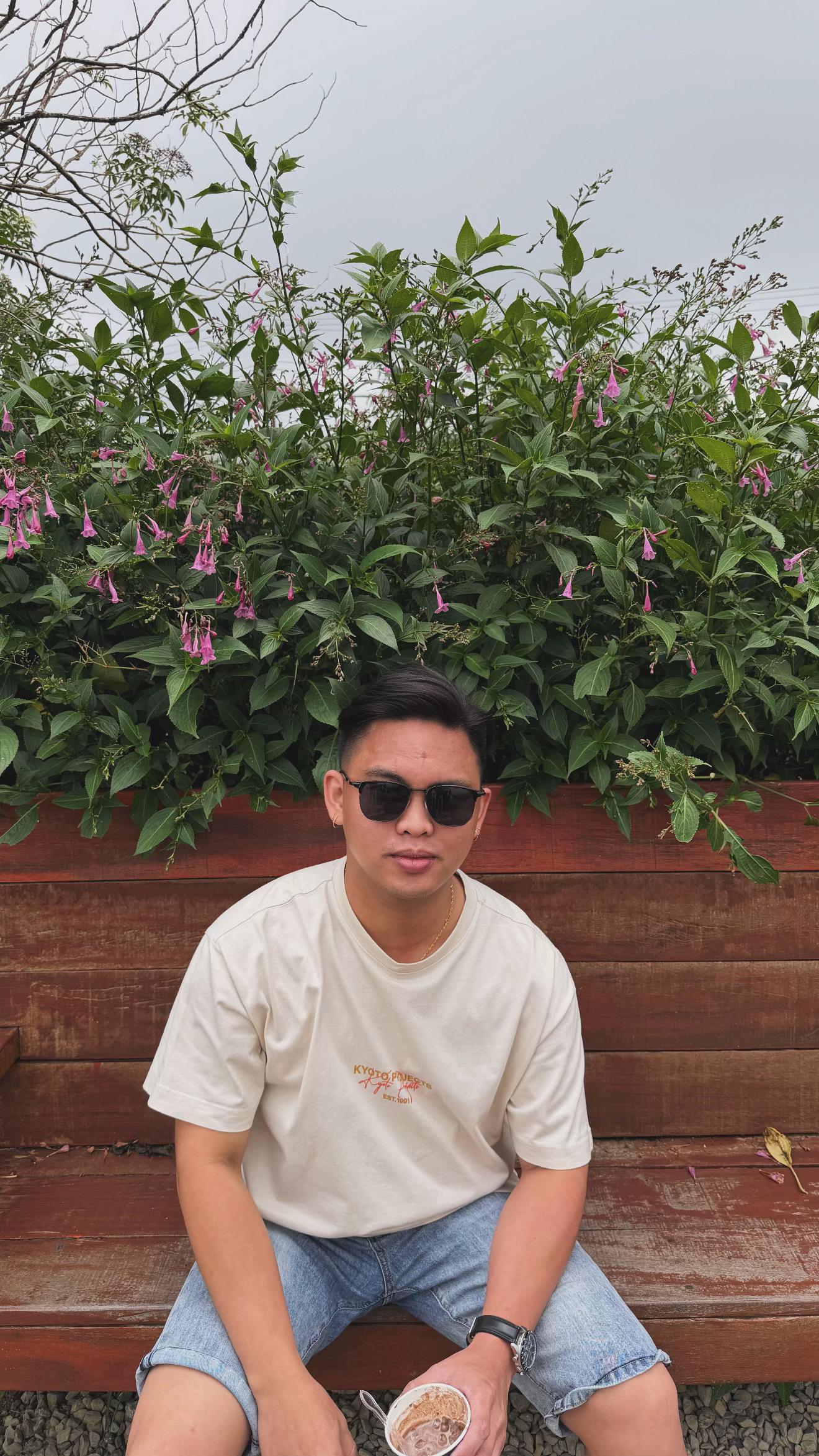 @MatthewJonathonDonny