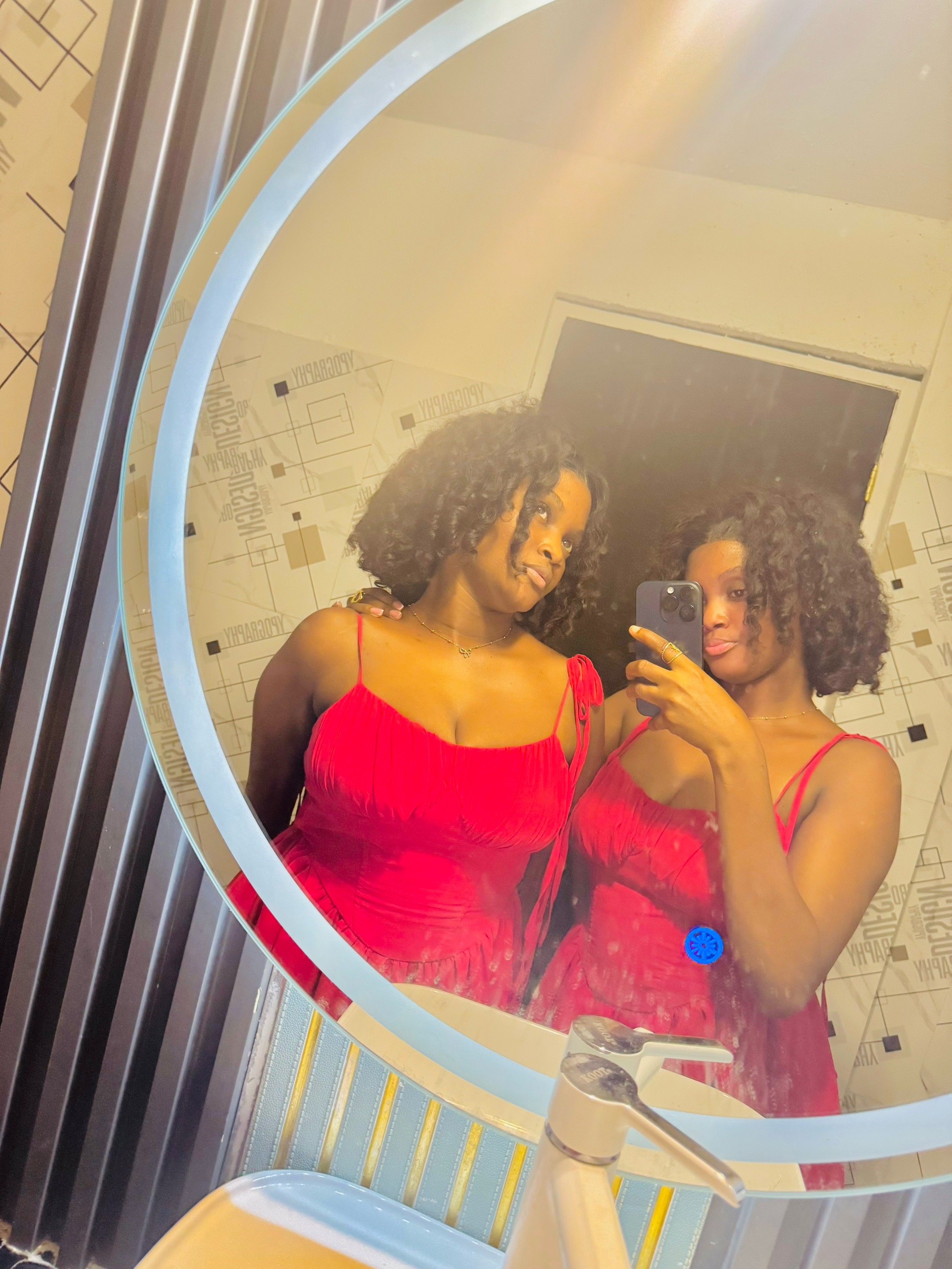 @Twins10👭😘