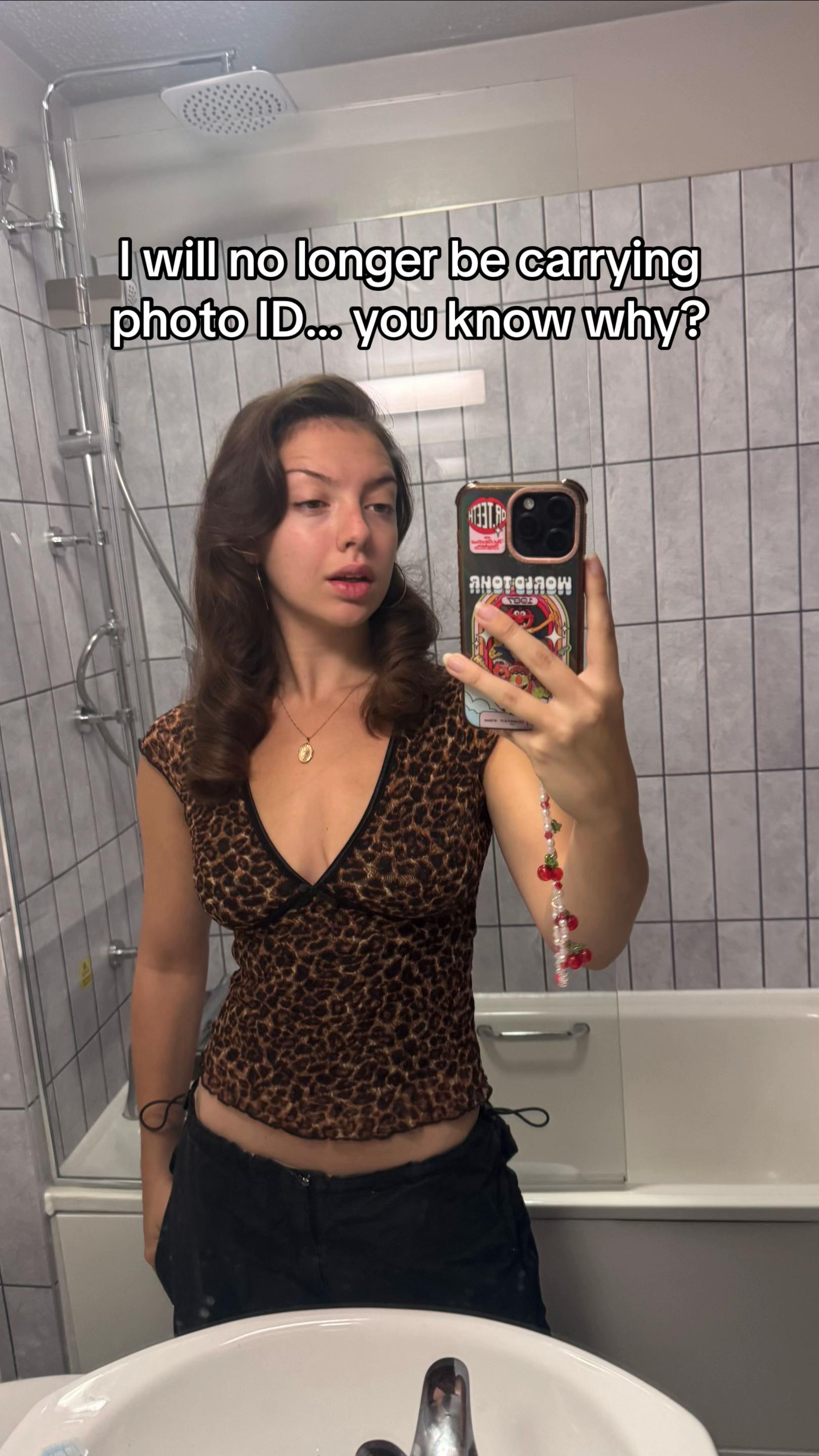 @Ellie Jolly 🍒