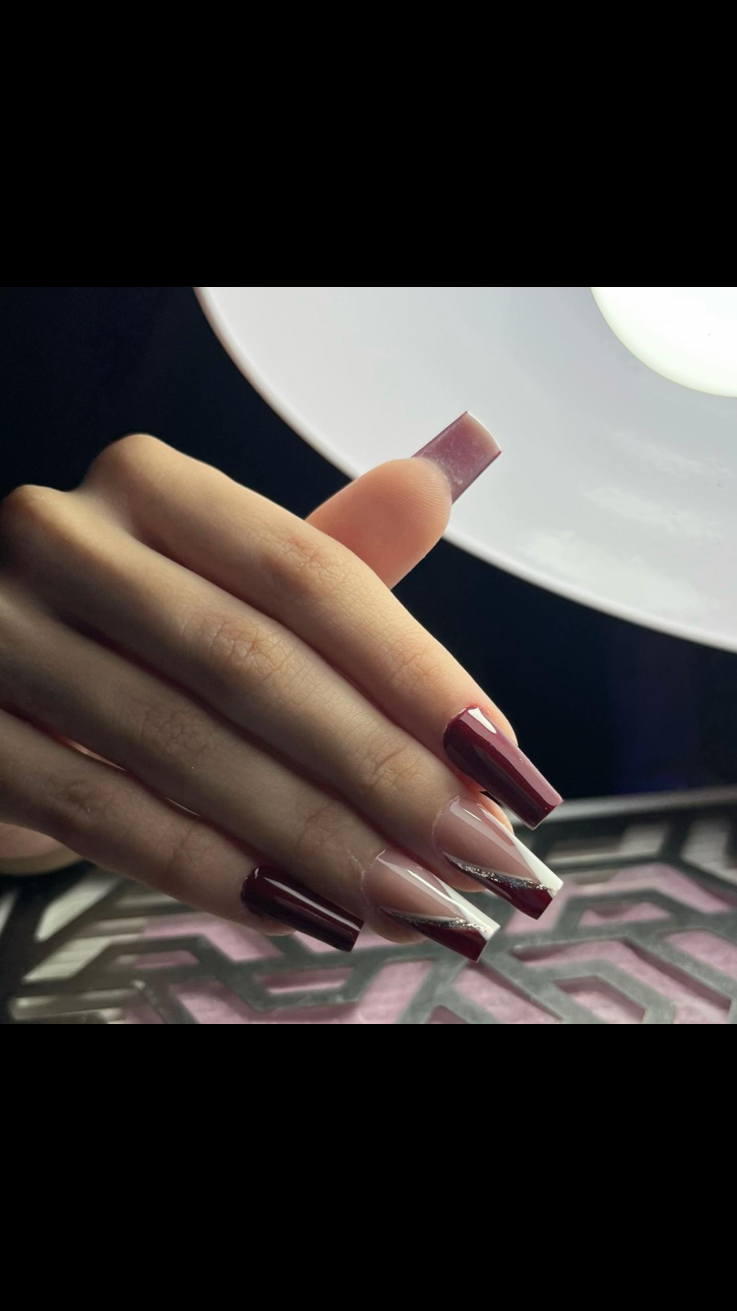 @The nails of Sha