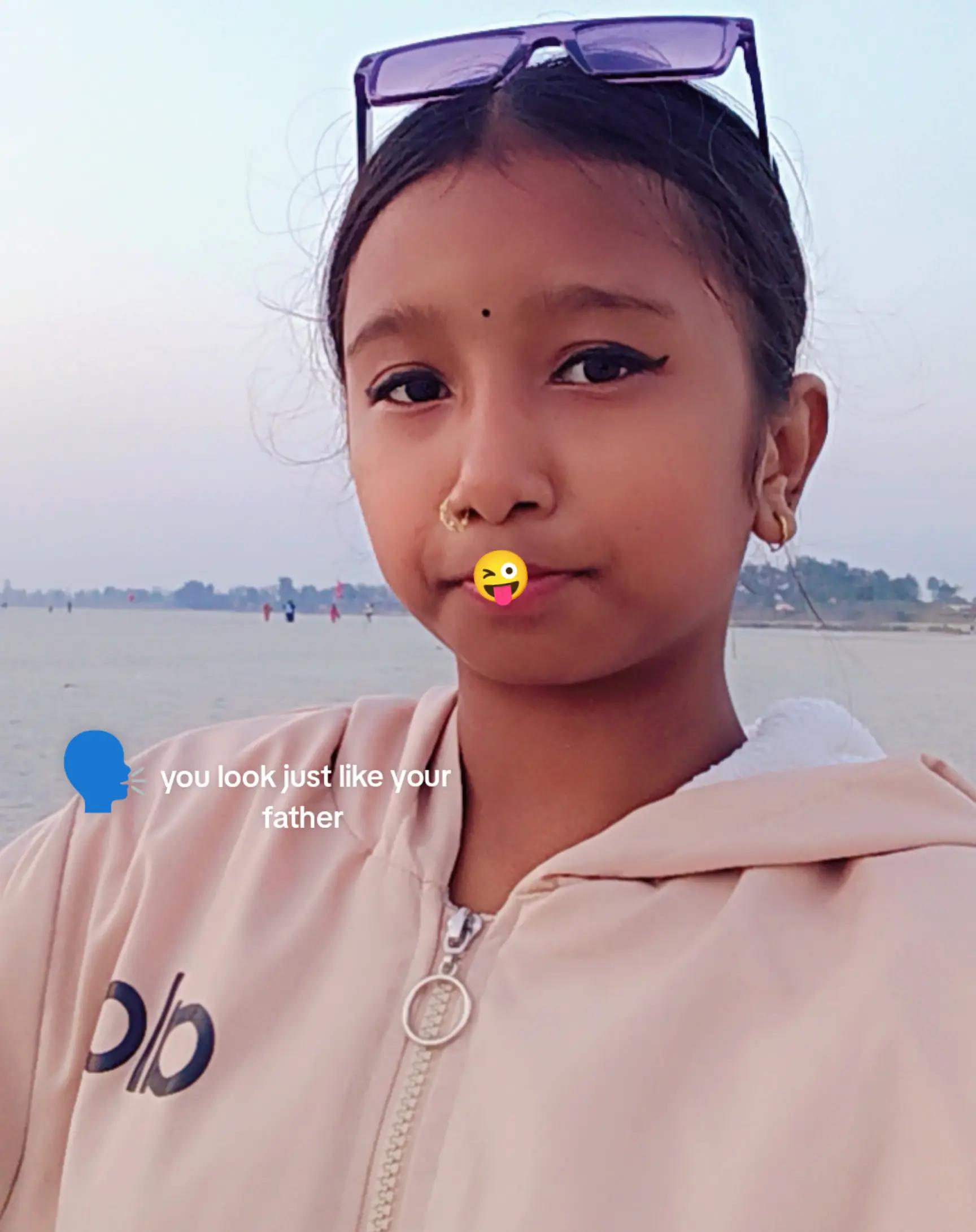 @Roshika chaudhary 2๐๐