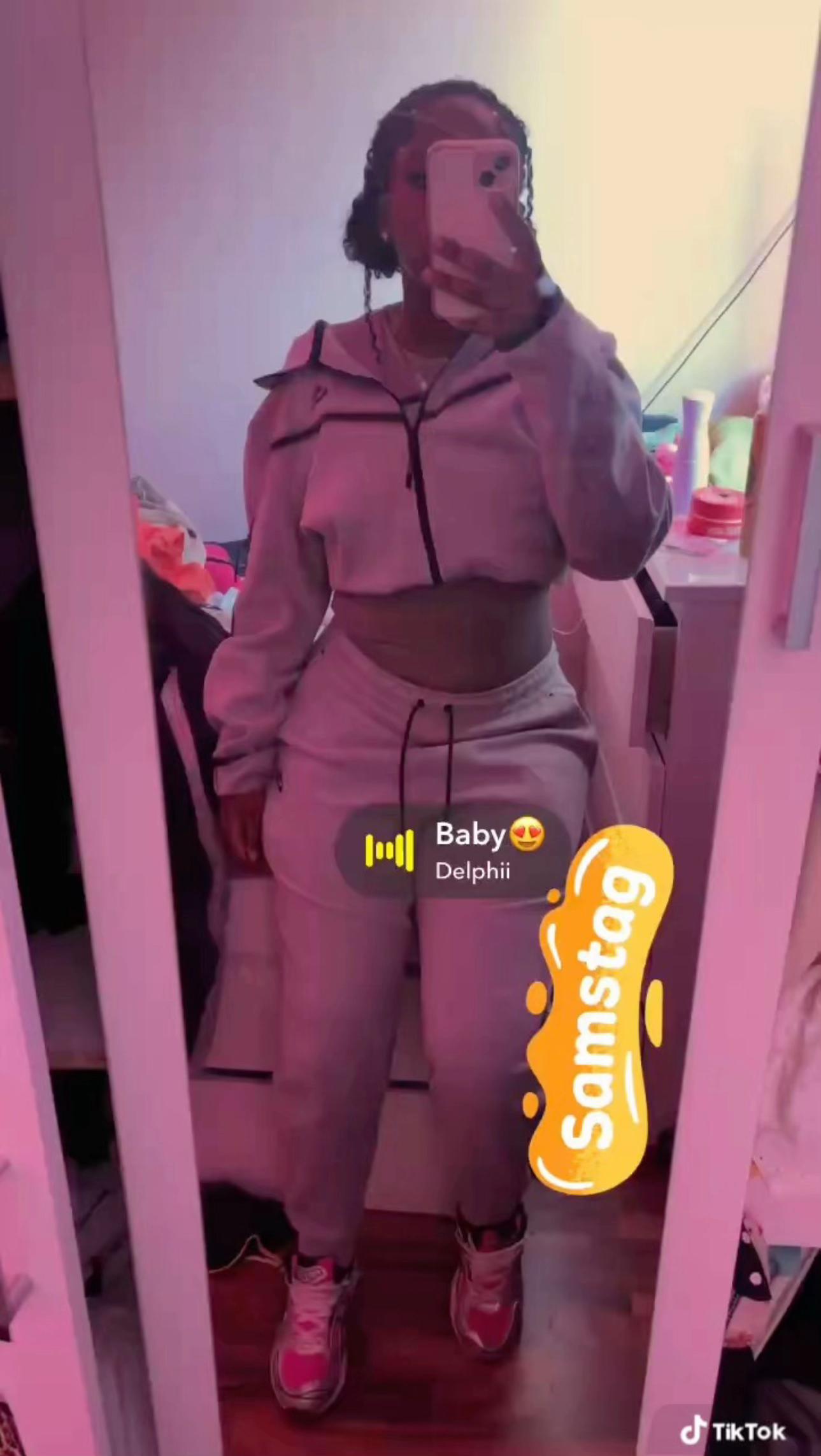 @delphii🤏🏿🥰