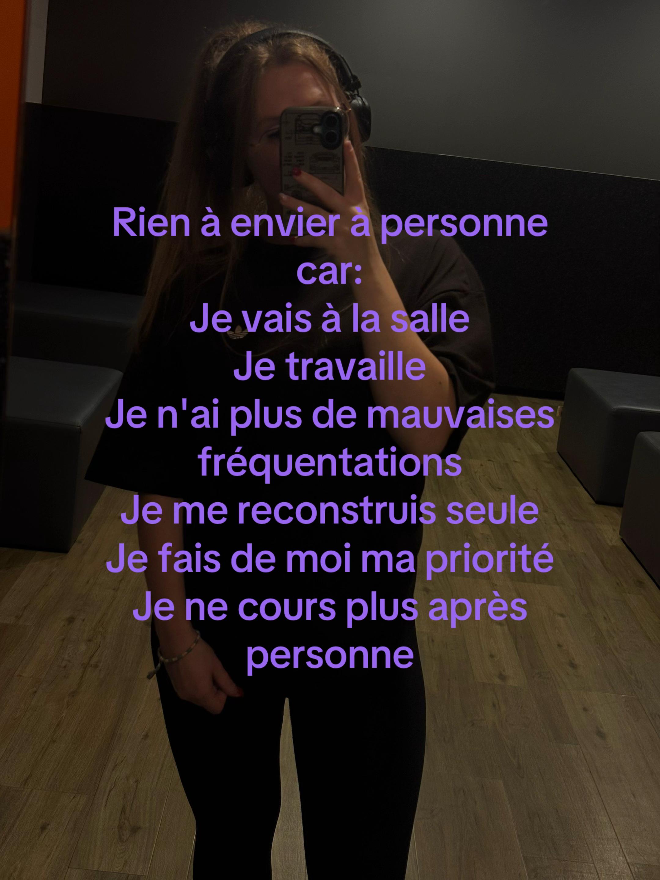 @T҉’✞