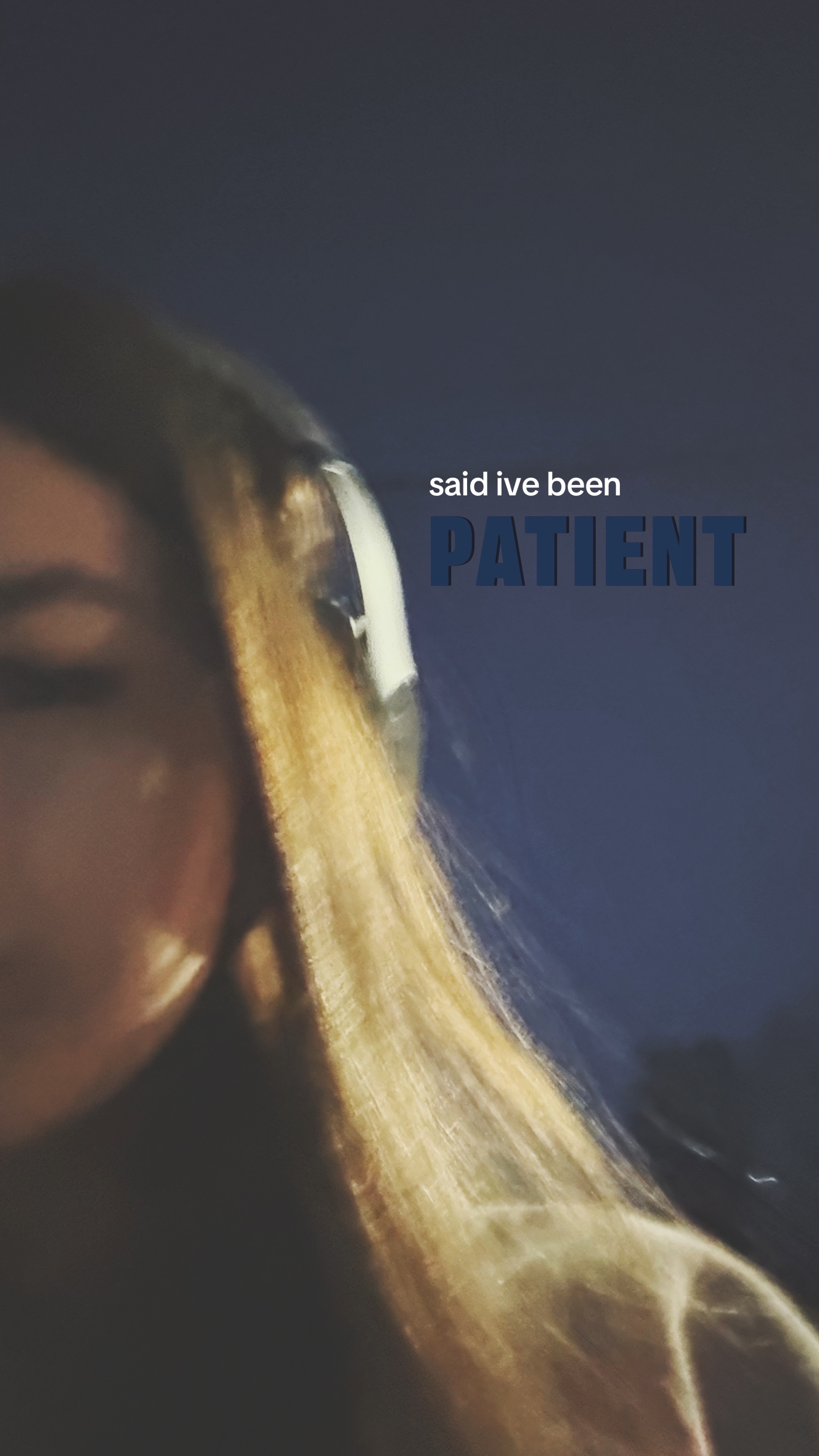 @⃟