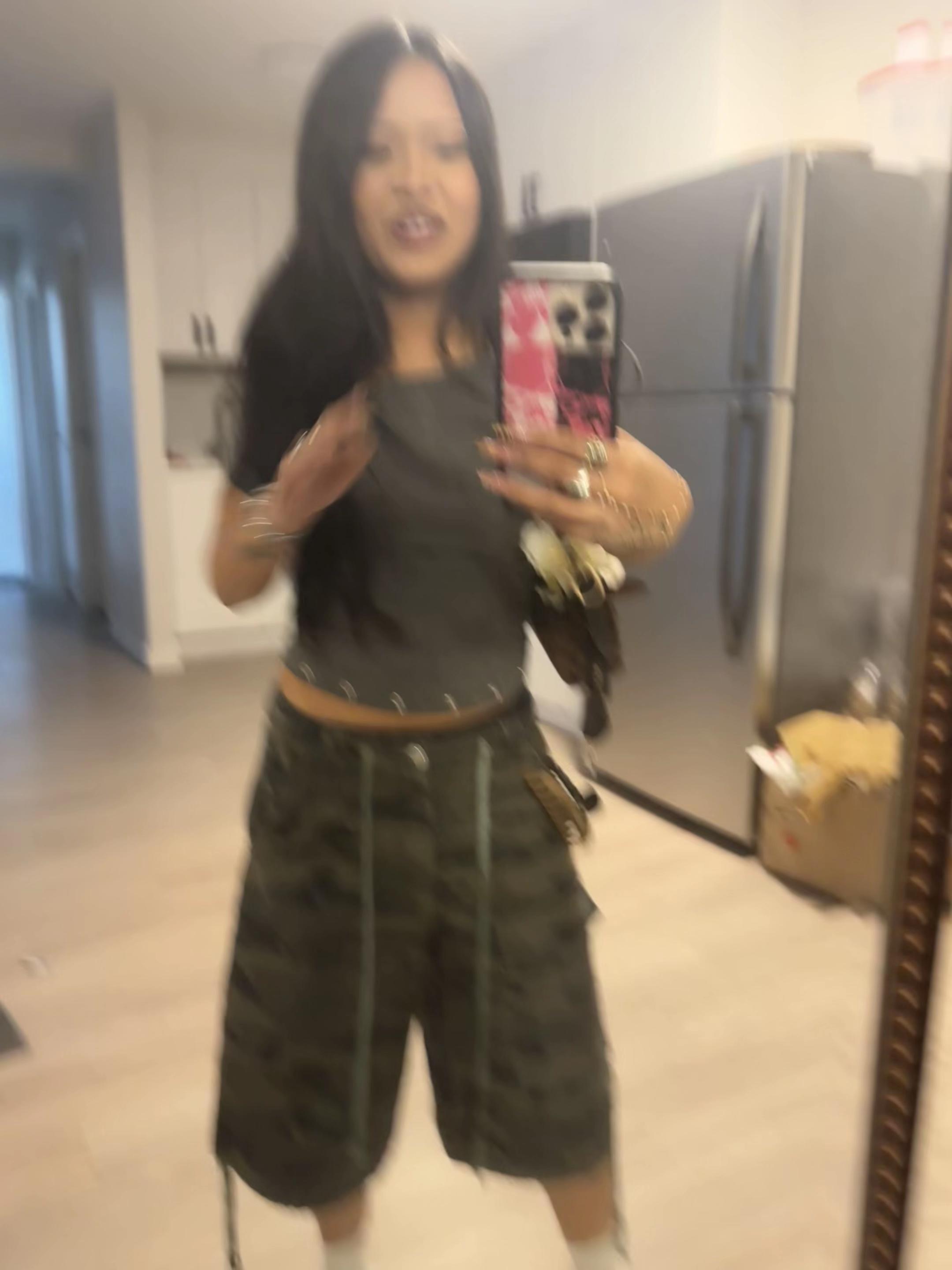@Avril